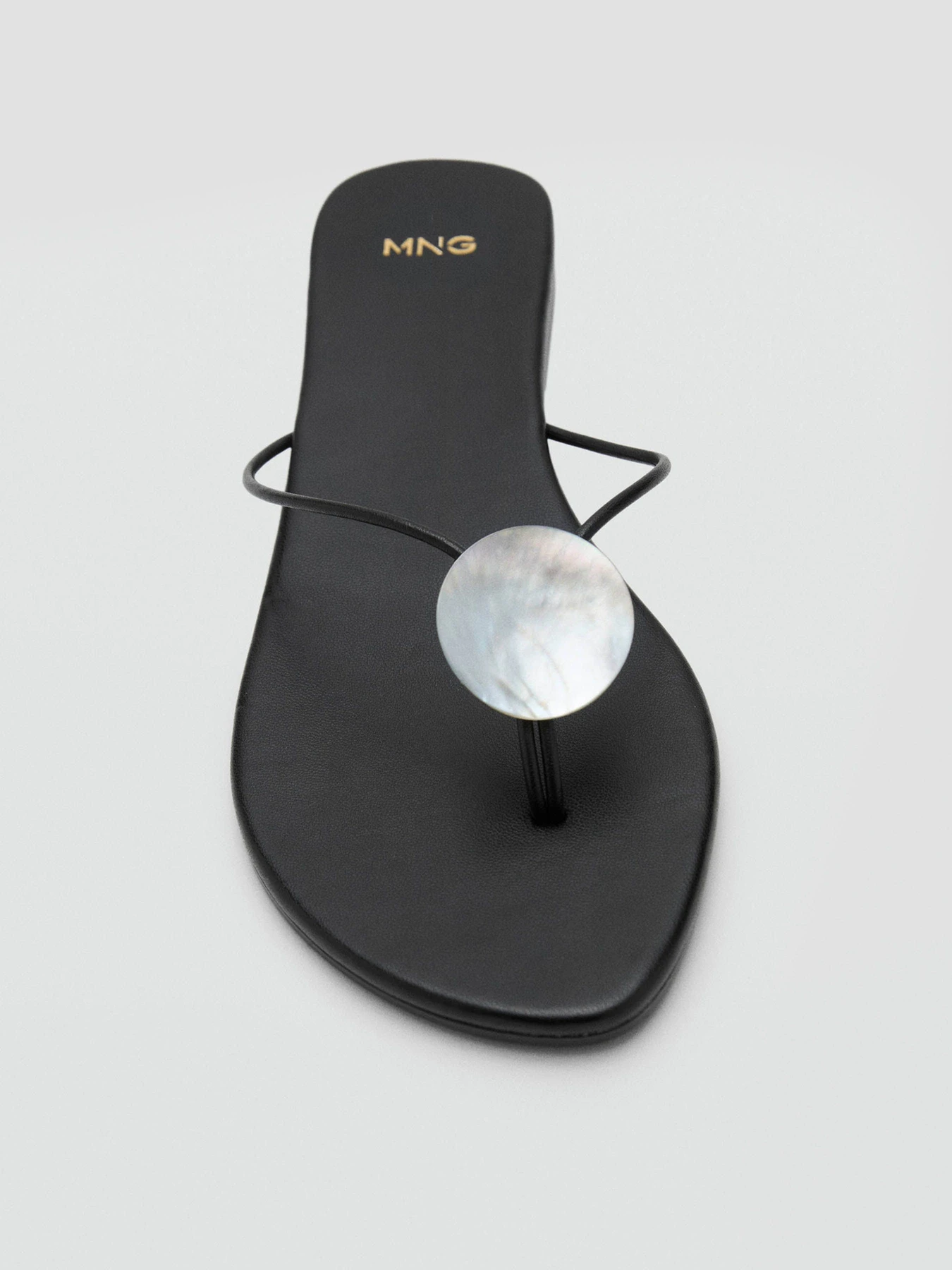 Шлёпанцы MANGO модель 37001374_99 Шлёпанцы MANGO модель 37001374_99 Фото