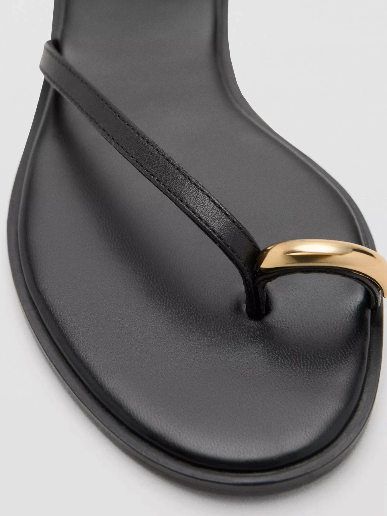 Сандалии MANGO модель 37001383_99 Сандалии MANGO модель 37001383_99 Фото
