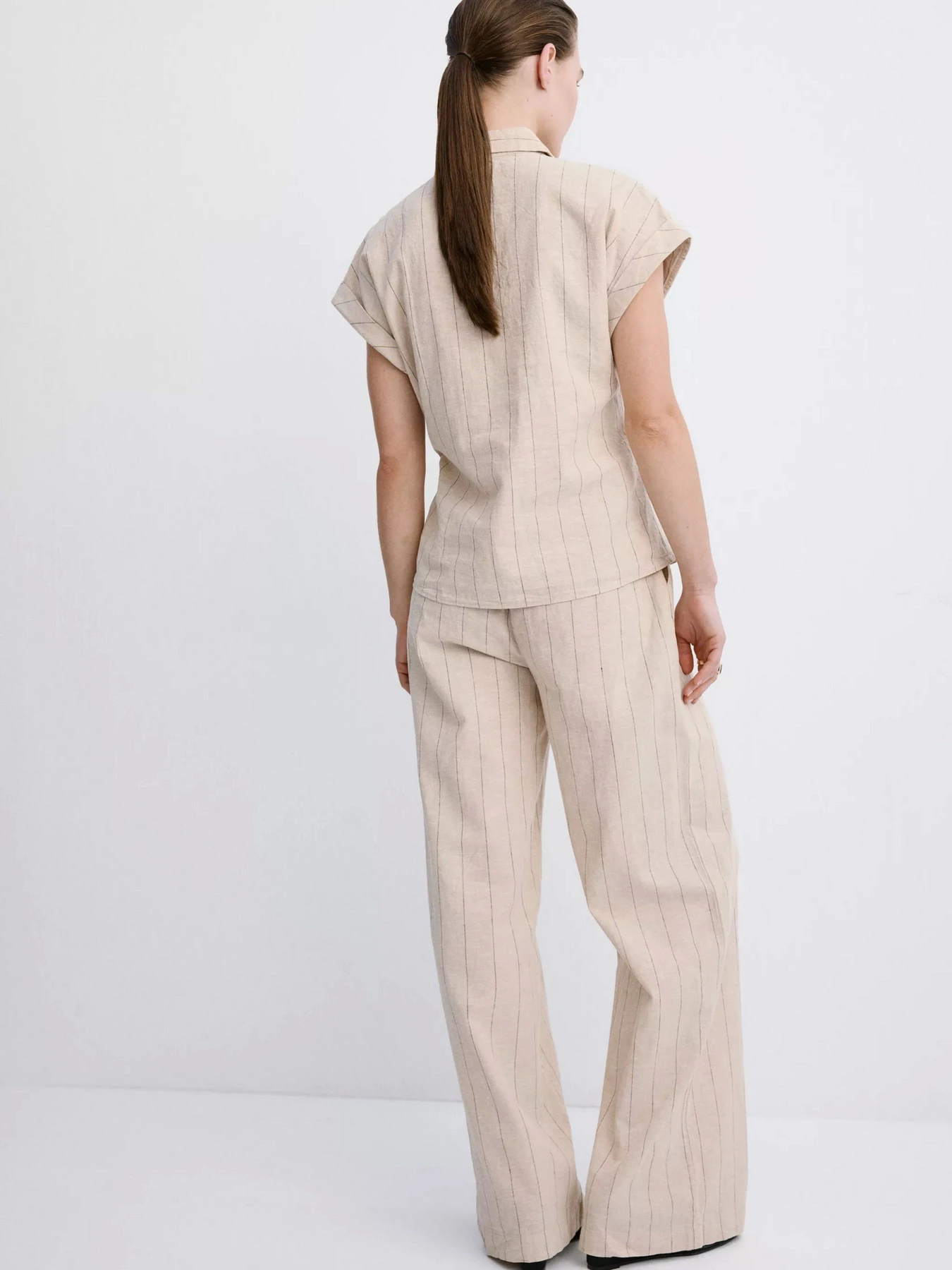 Брюки MANGO ZEDE модель 27039079_30 Брюки MANGO ZEDE модель 27039079_30 Фото