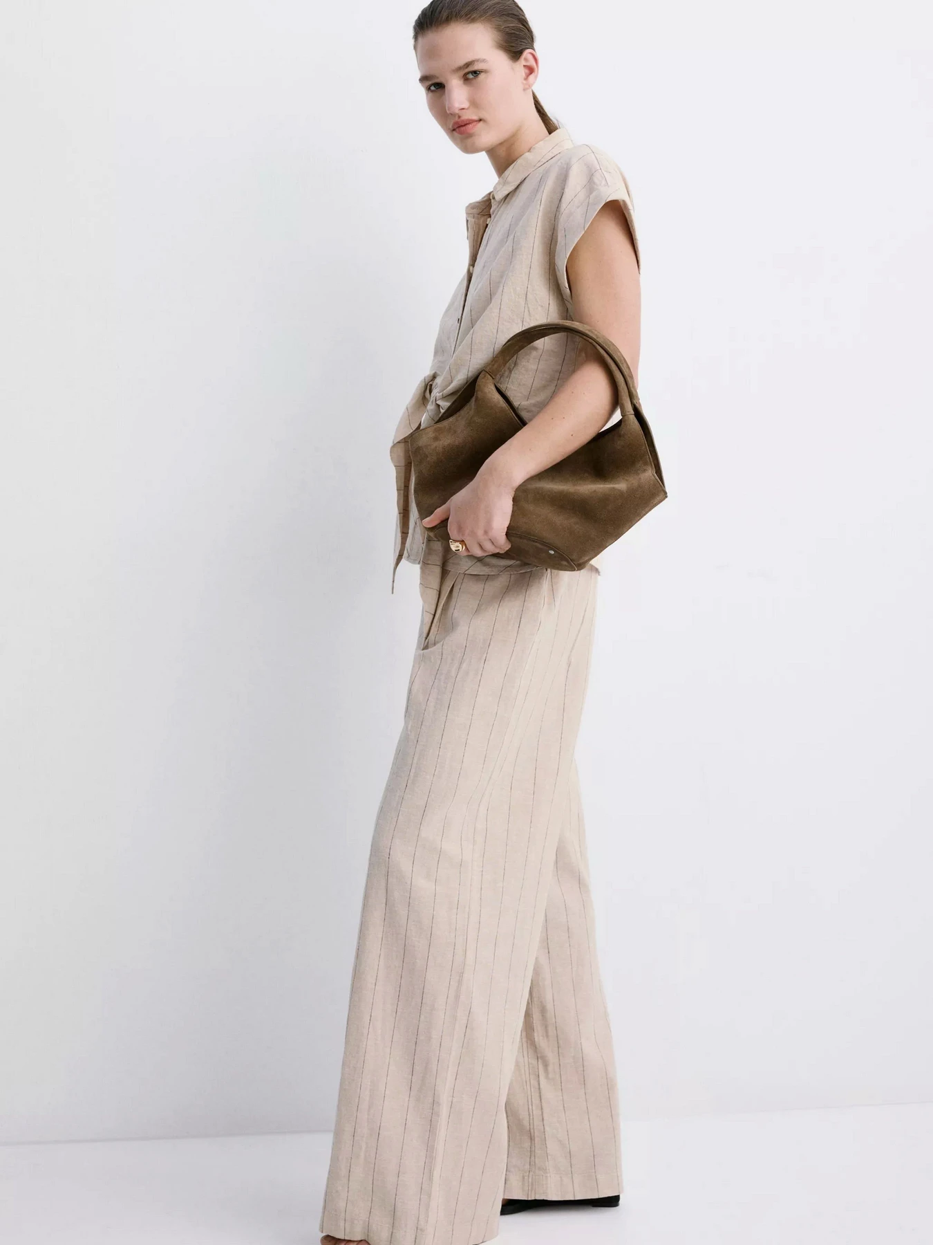 Брюки MANGO ZEDE модель 27039079_30 Брюки MANGO ZEDE модель 27039079_30 Фото