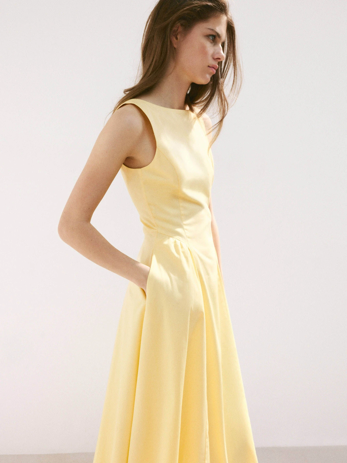 Сукні MANGO NICOLE модель 37011404_11 Сукні MANGO NICOLE модель 37011404_11 Фото