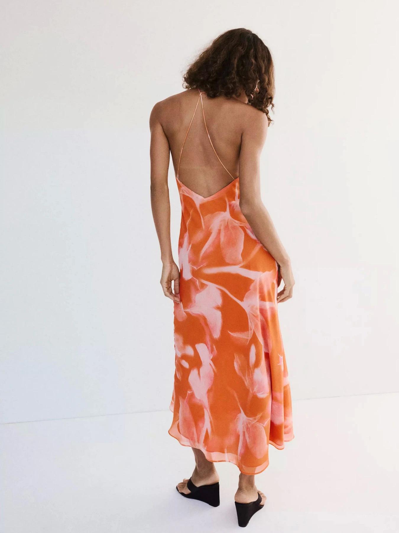 Сукні MANGO MARCELO модель 37031464_20 Сукні MANGO MARCELO модель 37031464_20 Фото
