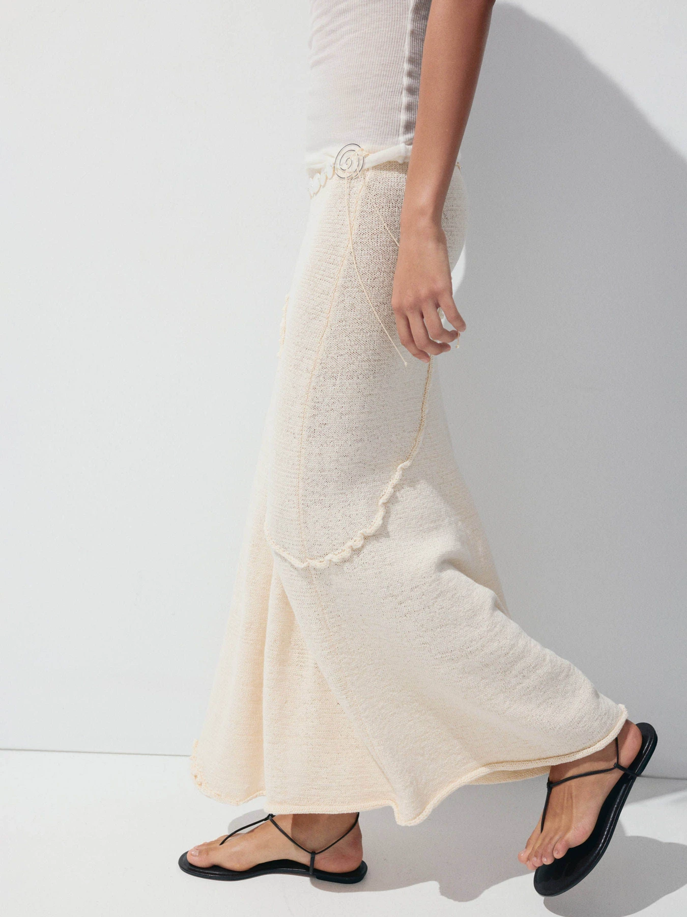 Платья MANGO AITANA модель 37061380_7 Платья MANGO AITANA модель 37061380_7 Фото