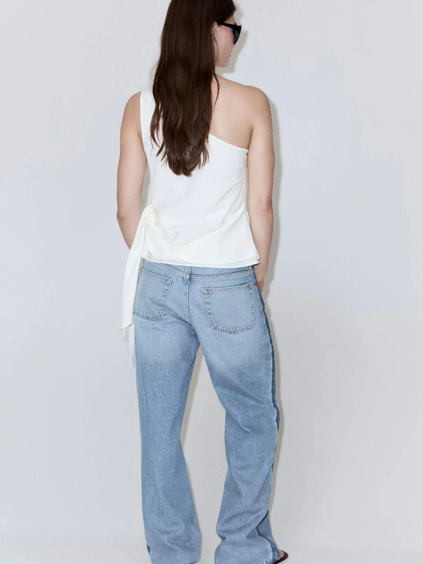 Джинсы MANGO RUBY модель 37071458_TC Фото