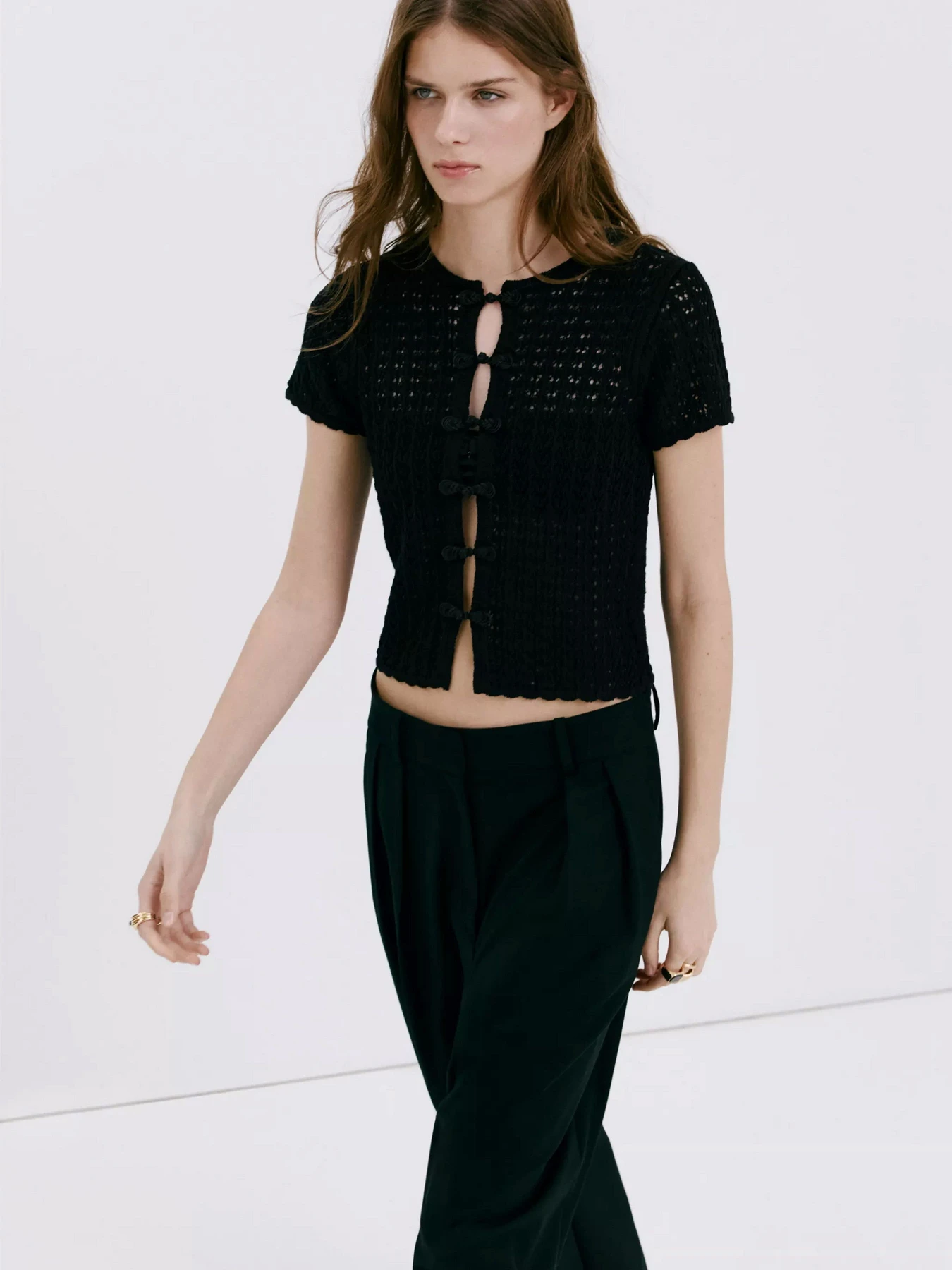 Свитры и кардиганы MANGO SHANGHAI модель 37091454_99 Свитры и кардиганы MANGO SHANGHAI модель 37091454_99 Фото