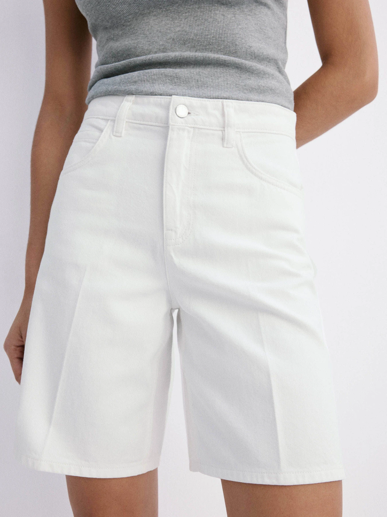 Шорты MANGO CAMILLA модель 37021348_1 Шорты MANGO CAMILLA модель 37021348_1 Фото
