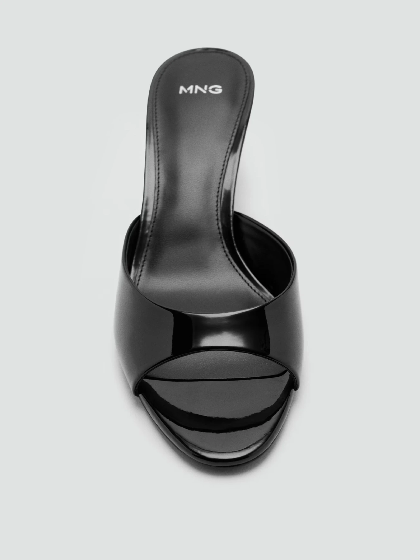 Шлёпанцы MANGO модель 27015820_99 Шлёпанцы MANGO модель 27015820_99 Фото
