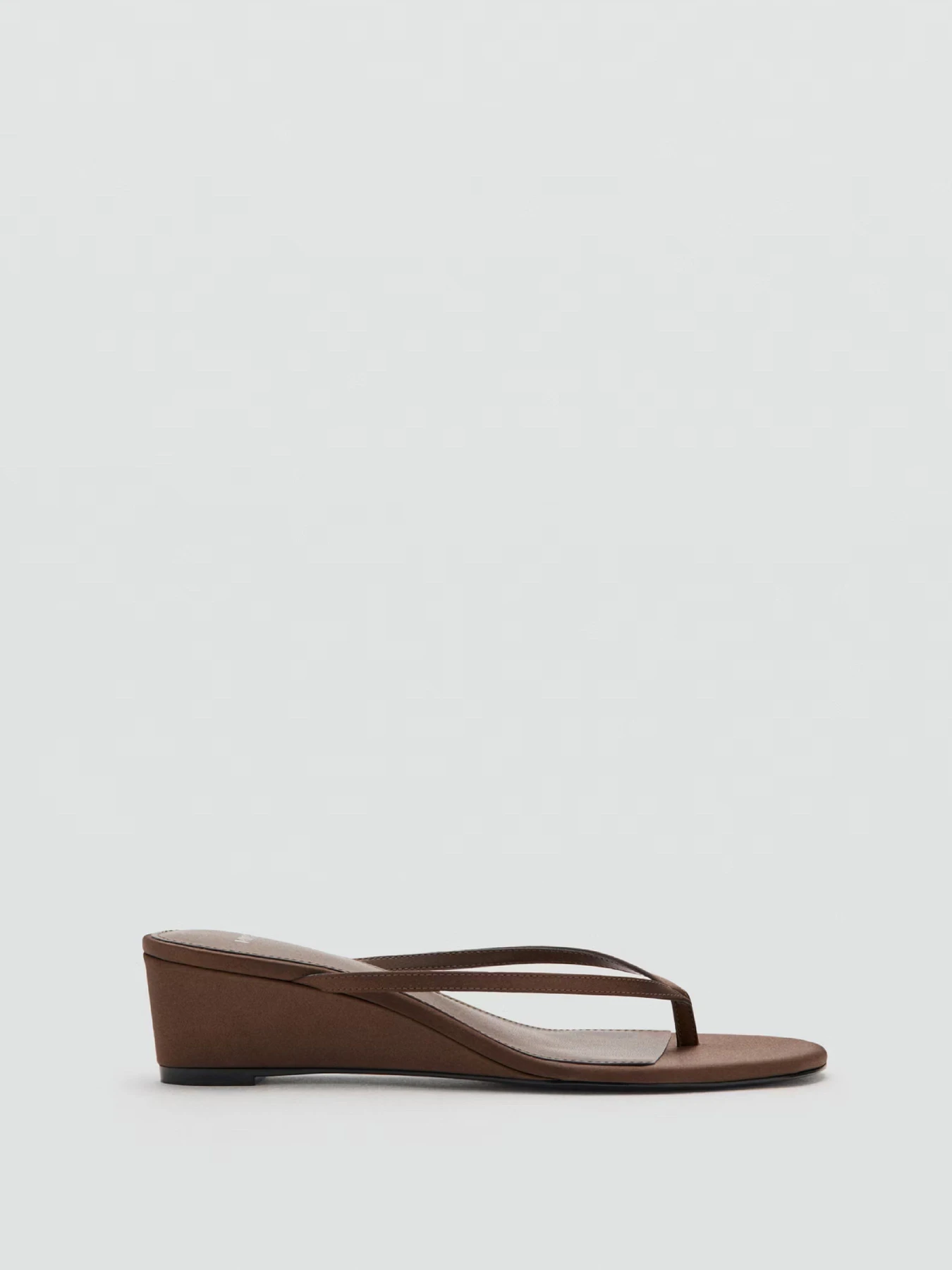 Шлёпанцы MANGO модель 27065965_32 Шлёпанцы MANGO модель 27065965_32 Фото