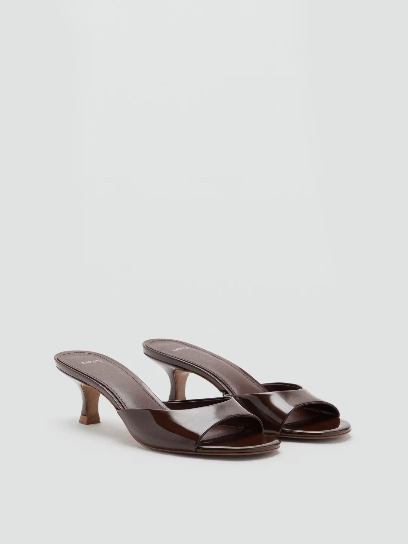 Шлёпанцы MANGO модель 27085814_32 Шлёпанцы MANGO модель 27085814_32 Фото