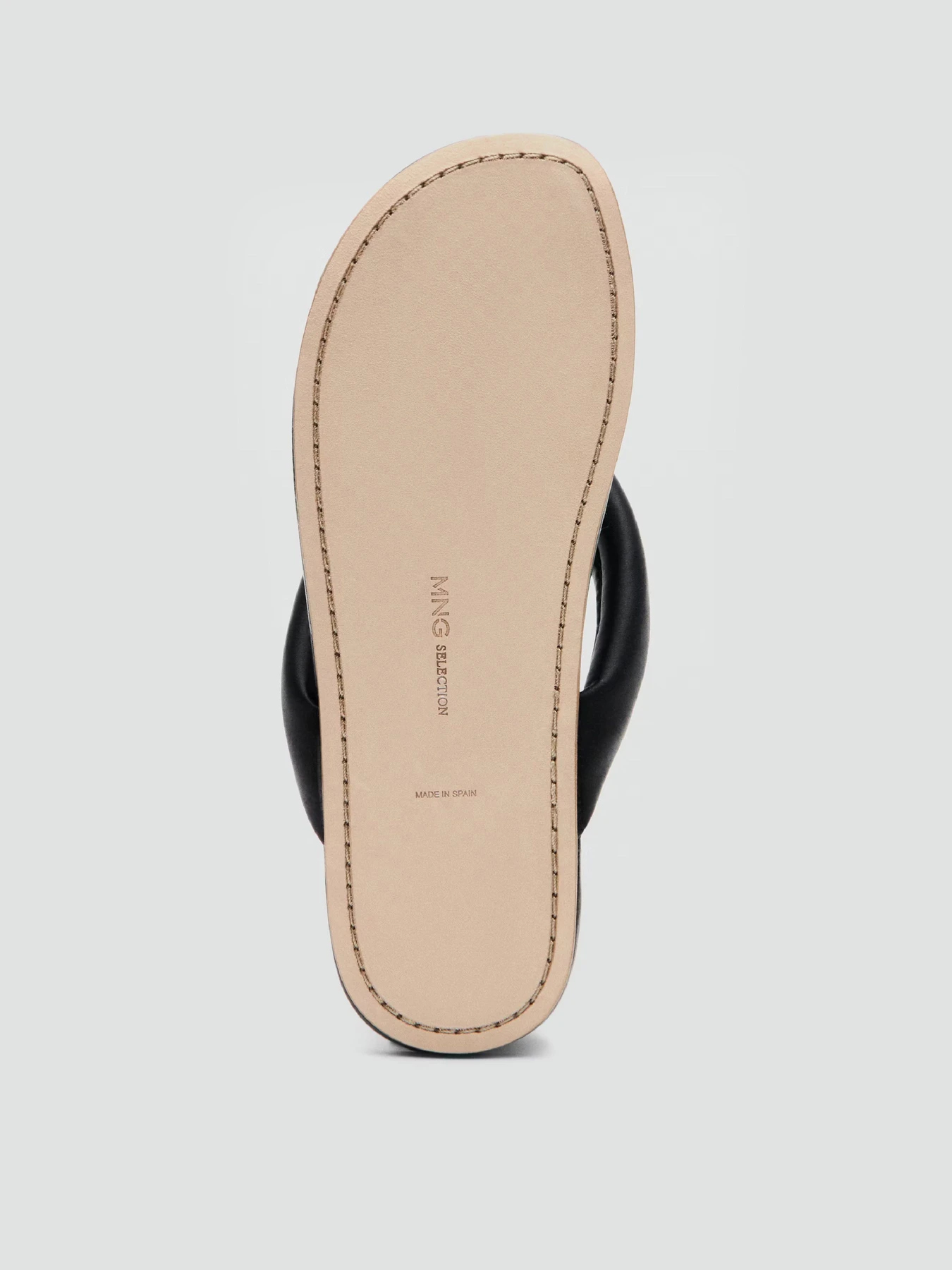 Шлёпанцы MANGO модель 27077790_99 Шлёпанцы MANGO модель 27077790_99 Фото