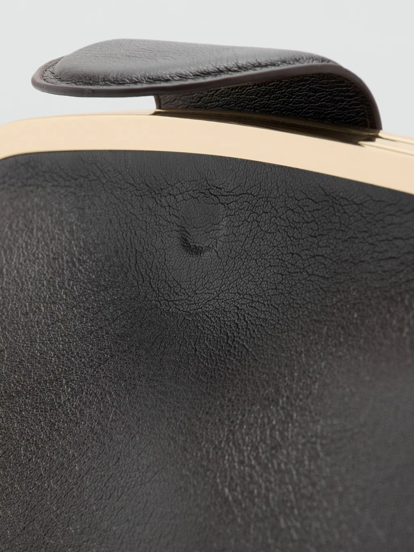 Сумки MANGO модель 37002532_32 Сумки MANGO модель 37002532_32 Фото