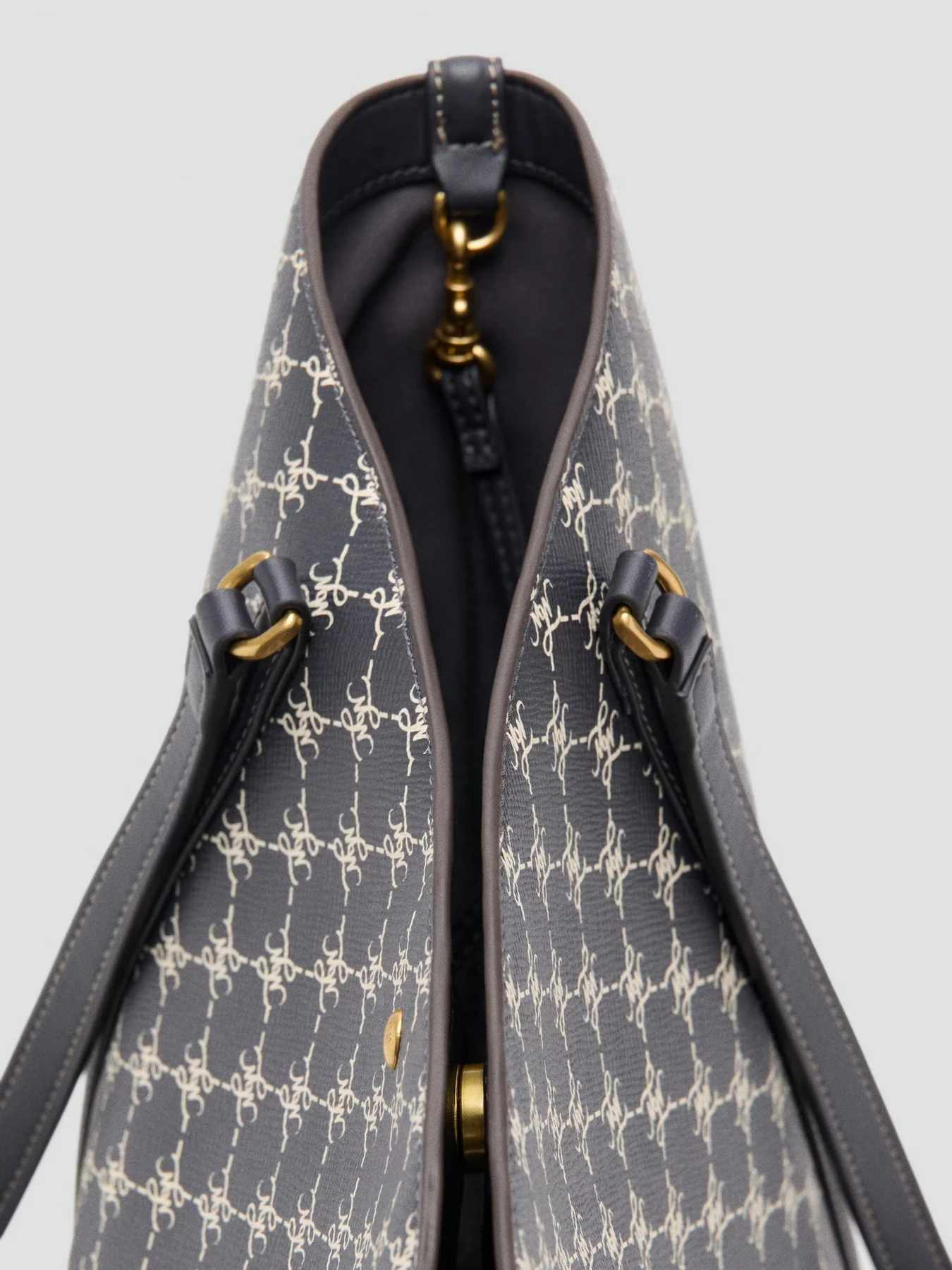 Сумки MANGO модель 37052560_56 Сумки MANGO модель 37052560_56 Фото