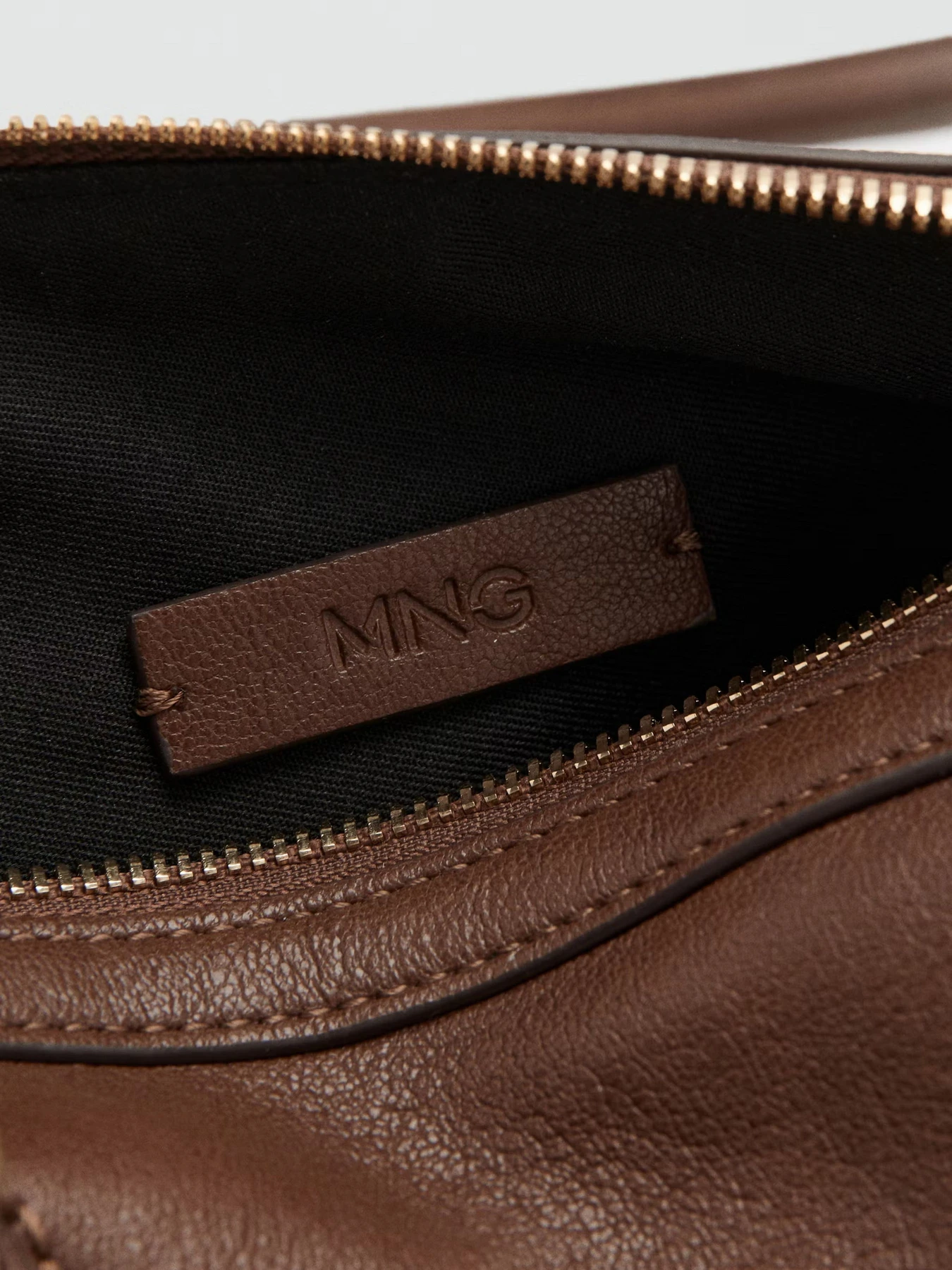 Сумки MANGO модель 37031424_30 Сумки MANGO модель 37031424_30 Фото