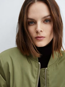 Куртки та дублянки MANGO CRUSH модель 67053262_37 Фото