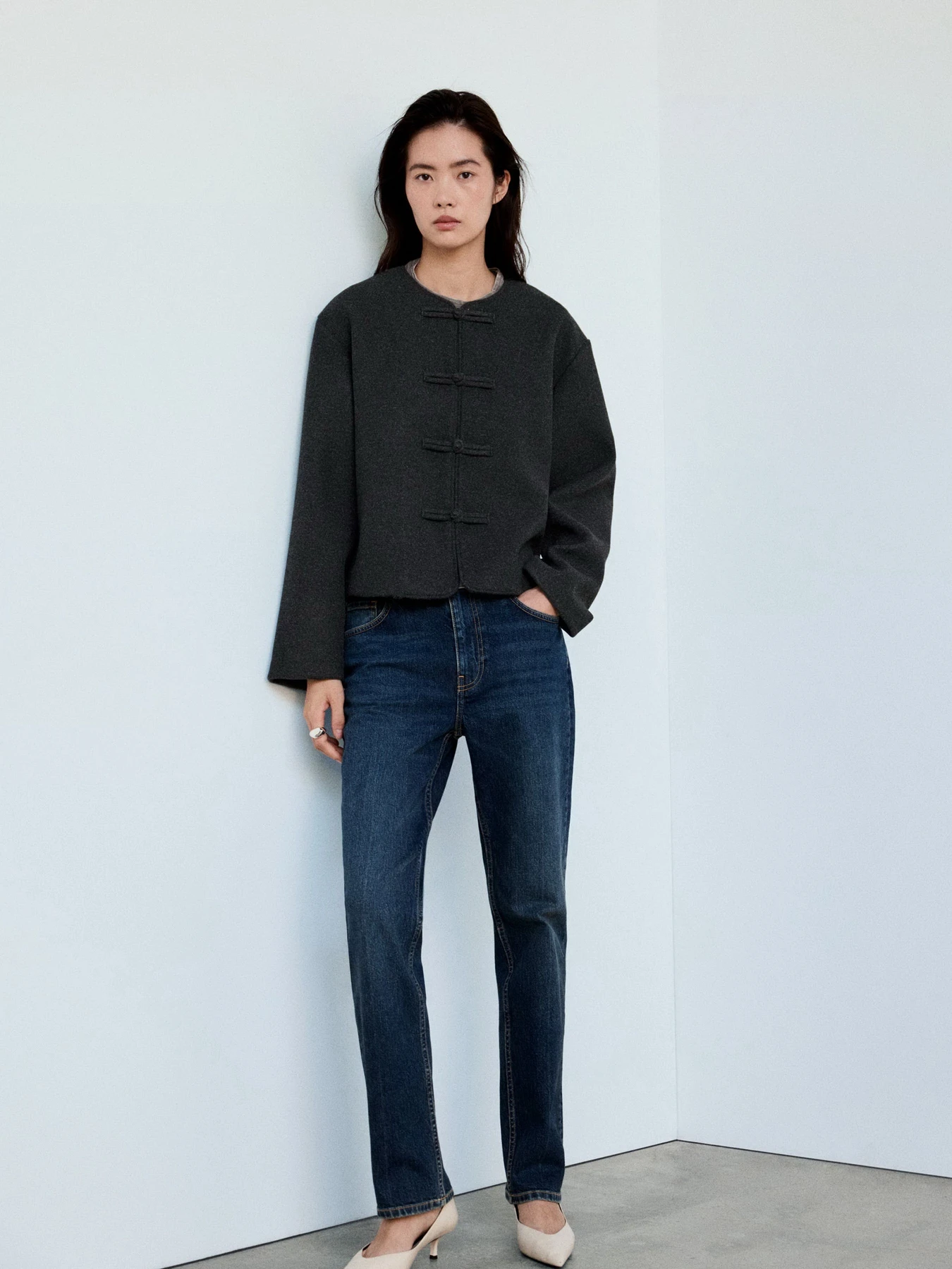 Куртки и дубленки MANGO модель 37095856_95 Куртки и дубленки MANGO модель 37095856_95 Фото
