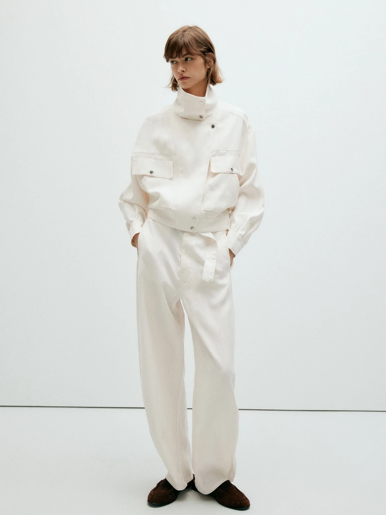 Куртки и дубленки MANGO модель 37073316_1 Куртки и дубленки MANGO модель 37073316_1 Фото