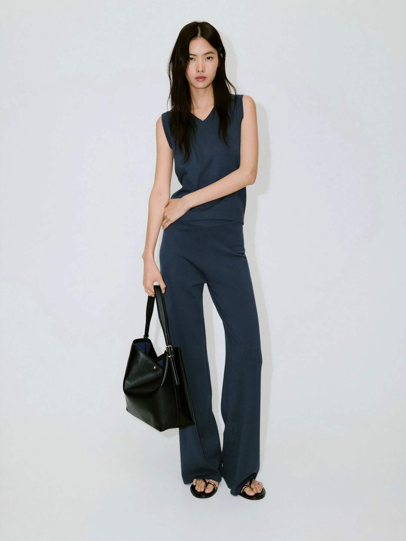 Светри та кардигани MANGO модель 37084414_52 Светри та кардигани MANGO модель 37084414_52 Фото