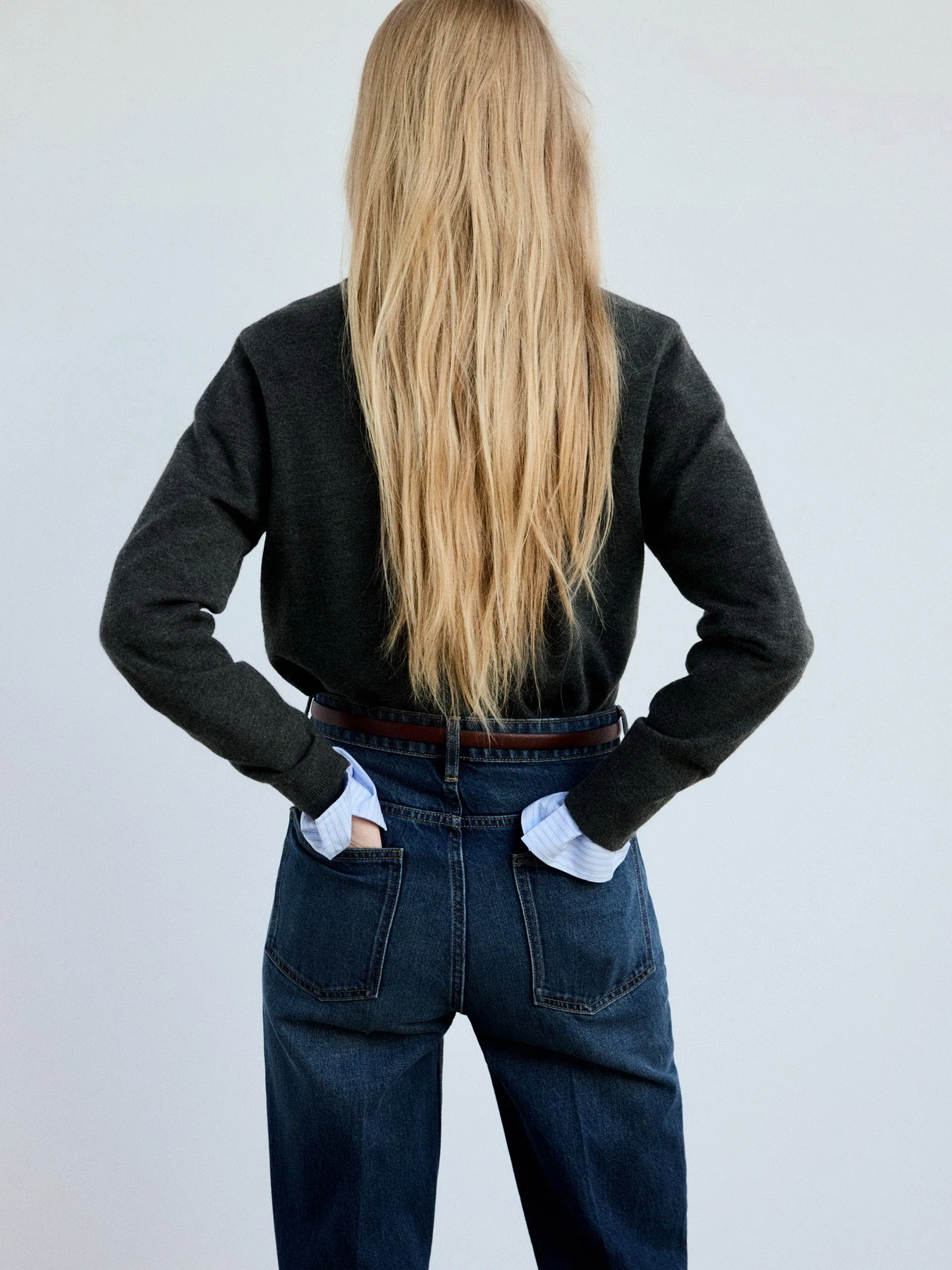 Свитры и кардиганы MANGO модель 37075847_94 Свитры и кардиганы MANGO модель 37075847_94 Фото