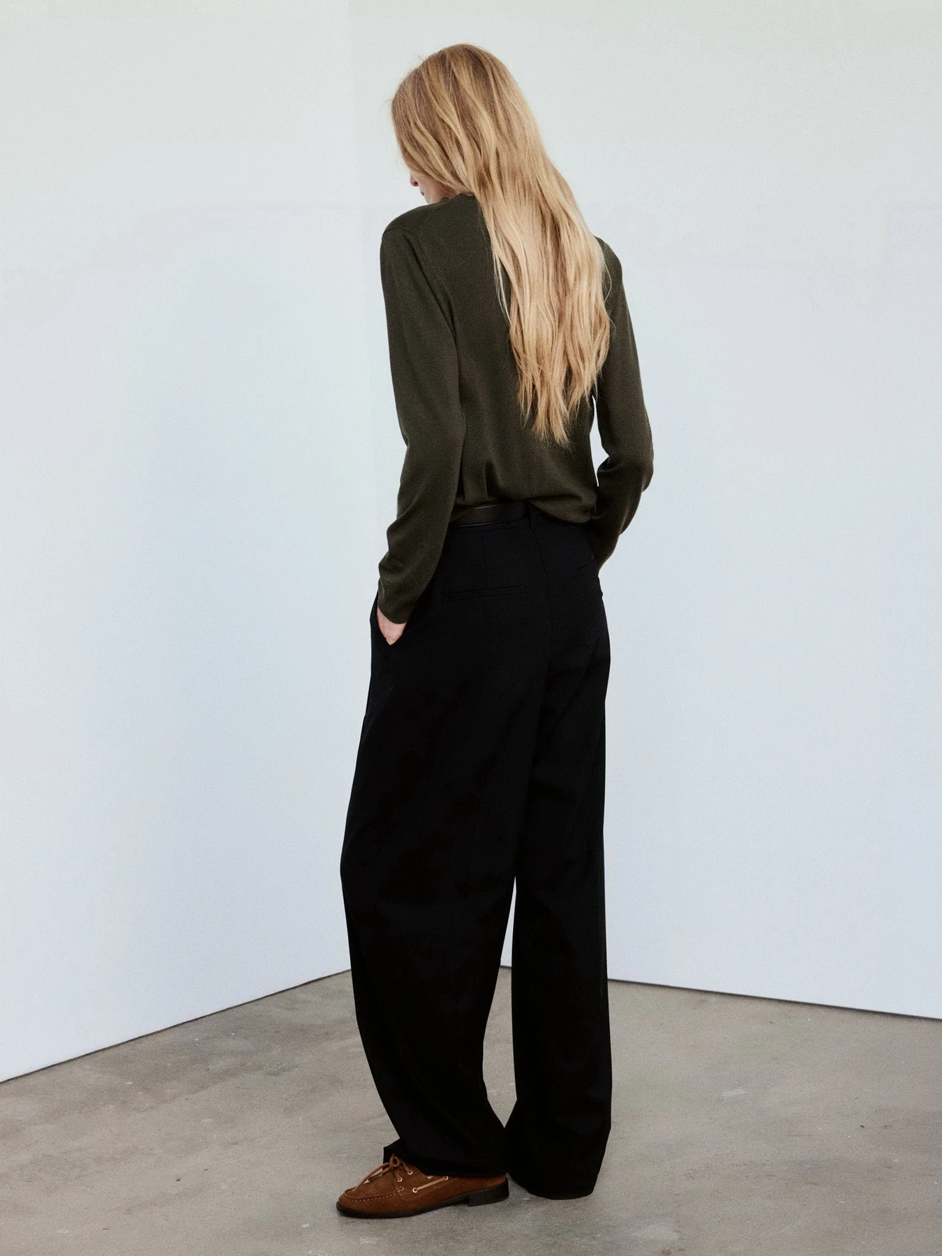 Свитры и кардиганы MANGO модель 37015841_37 Свитры и кардиганы MANGO модель 37015841_37 Фото
