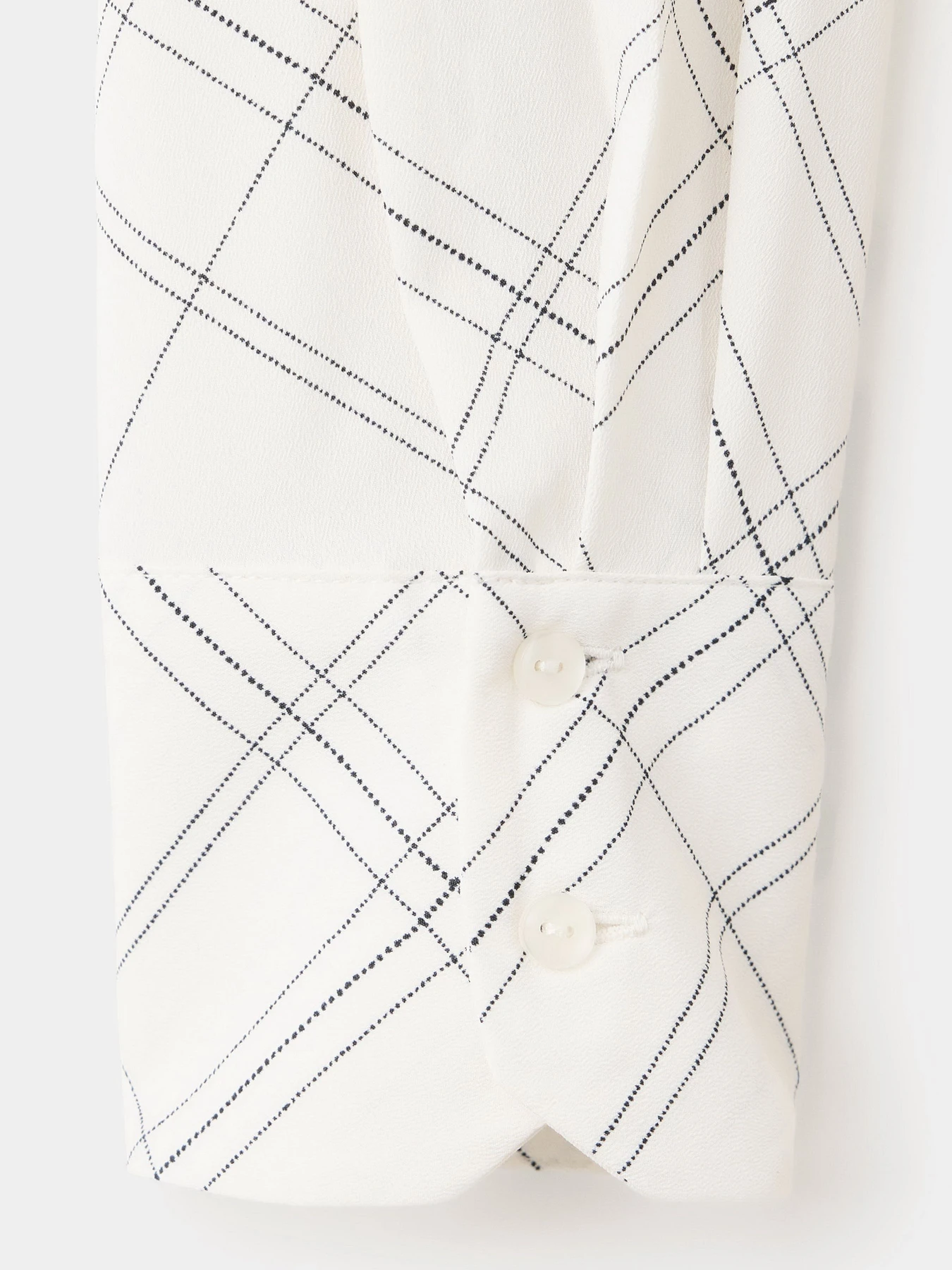 Рубашки MANGO модель 37024071_5 Рубашки MANGO модель 37024071_5 Фото