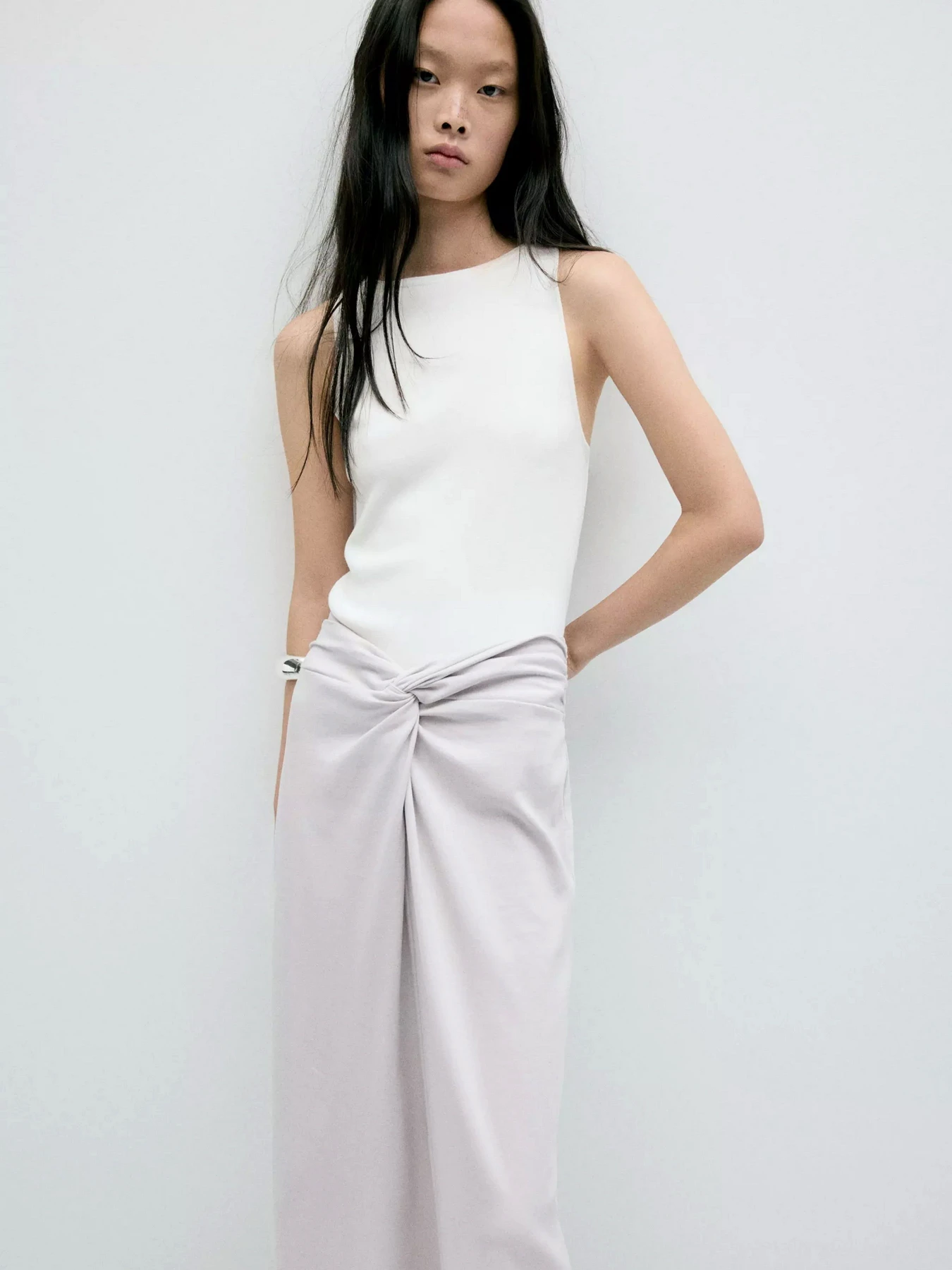 Юбки MANGO модель 37064115_92 Юбки MANGO модель 37064115_92 Фото