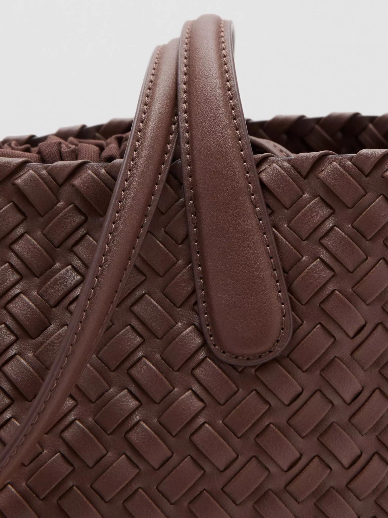 Сумки MANGO THIAGO модель 37061339_30 Сумки MANGO THIAGO модель 37061339_30 Фото