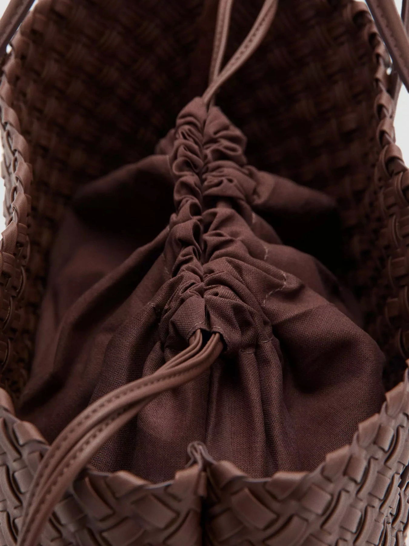 Сумки MANGO THIAGO модель 37061339_30 Сумки MANGO THIAGO модель 37061339_30 Фото