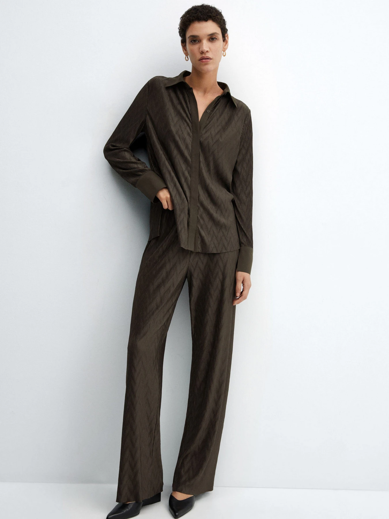 Брюки MANGO PILI модель 67074040_37 Брюки MANGO PILI модель 67074040_37 Фото