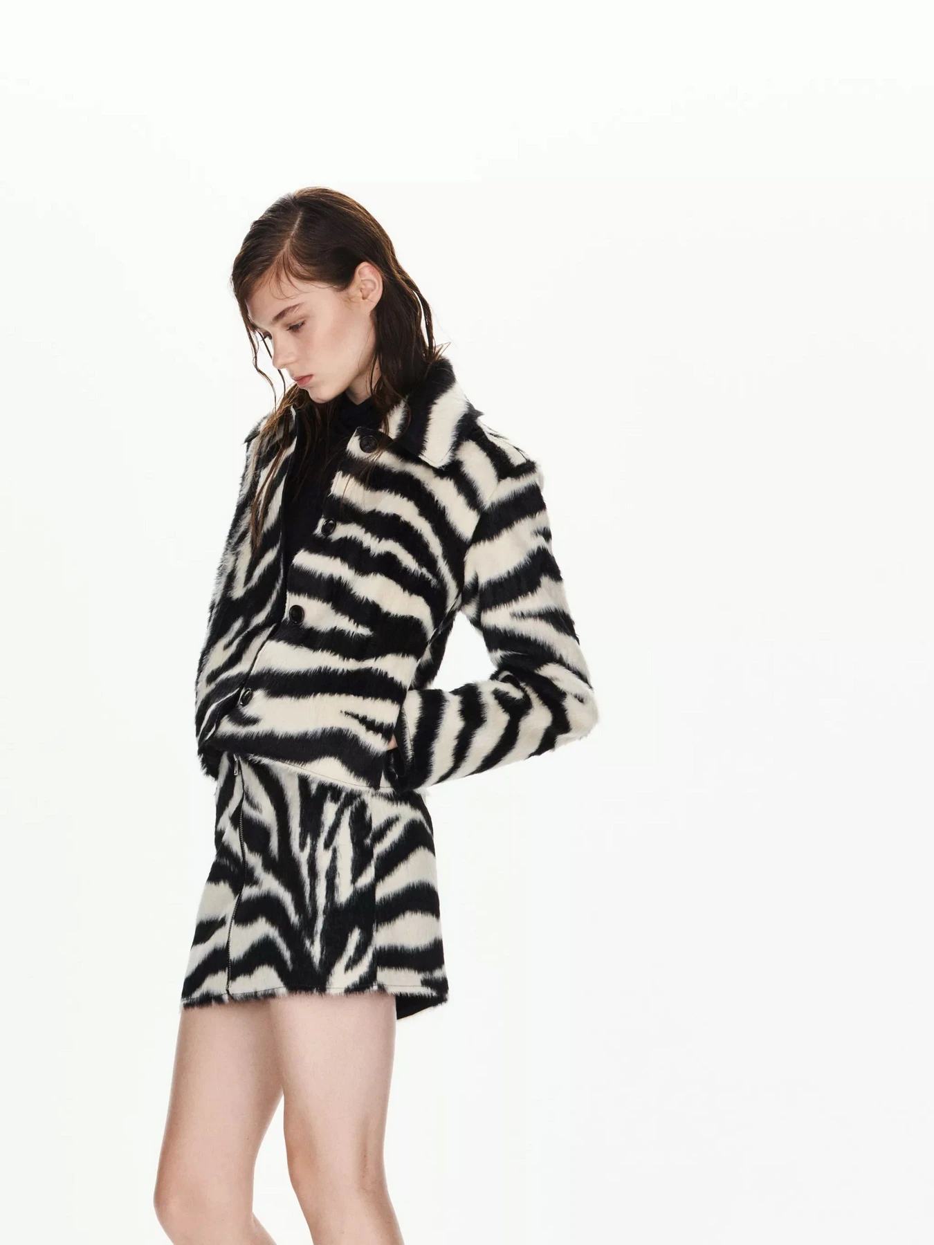 Куртки та дублянки MANGO ZEBRA модель 37097133_99 Куртки та дублянки MANGO ZEBRA модель 37097133_99 Фото
