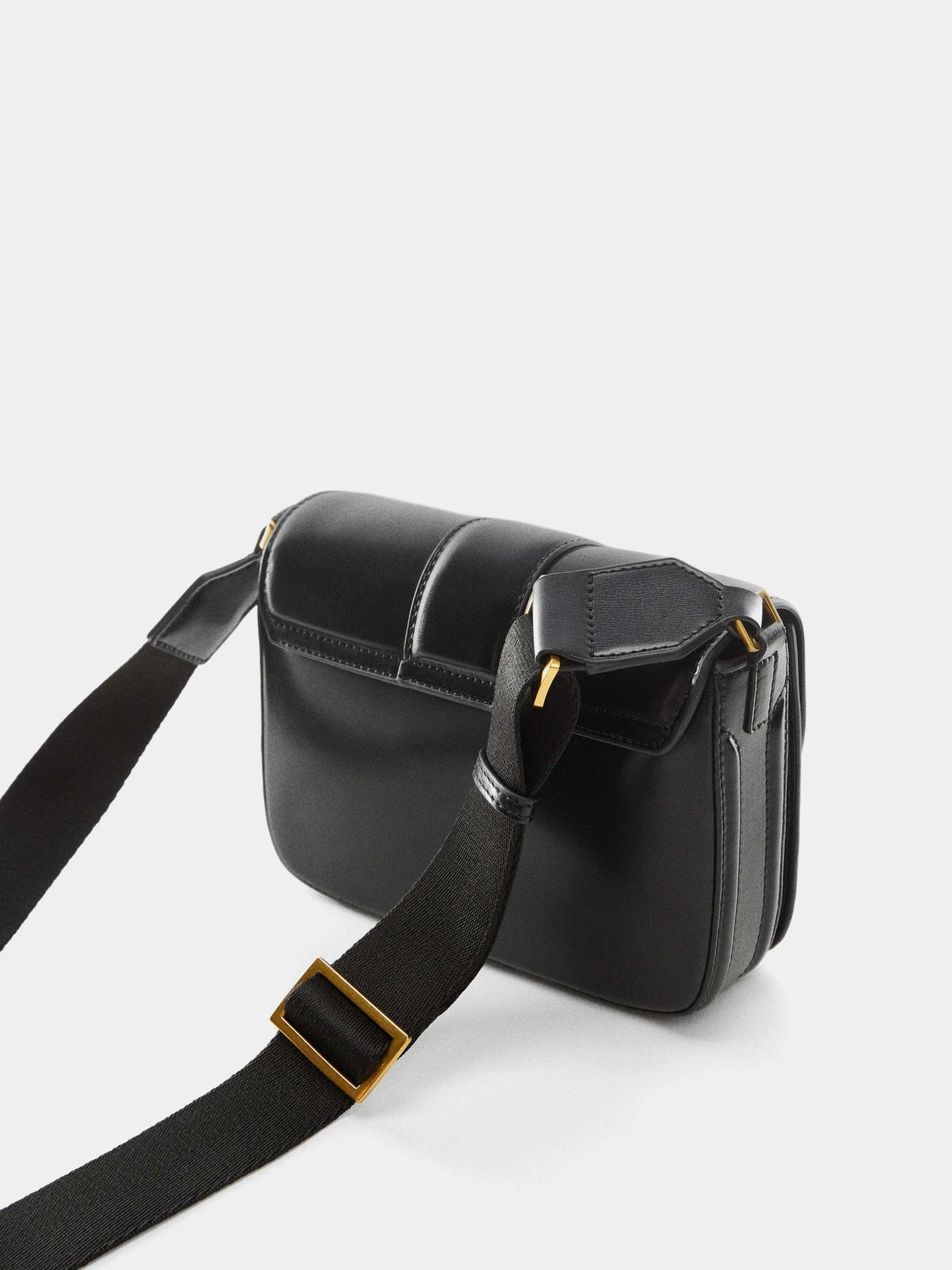Сумки MANGO Michelle модель 67030439_99 Сумки MANGO Michelle модель 67030439_99 Фото