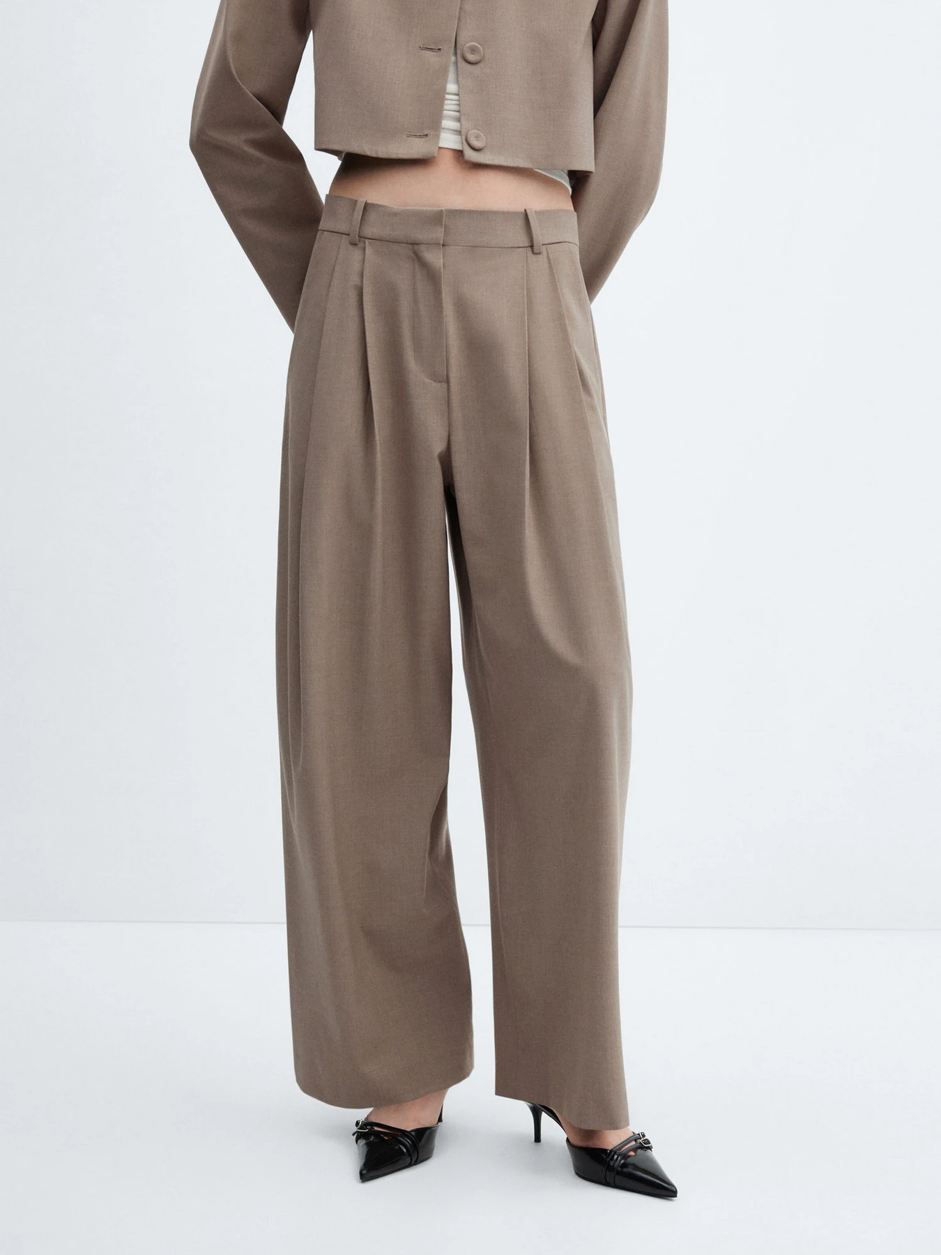 Брюки MANGO ROY модель 67024075_35 Брюки MANGO ROY модель 67024075_35 Фото