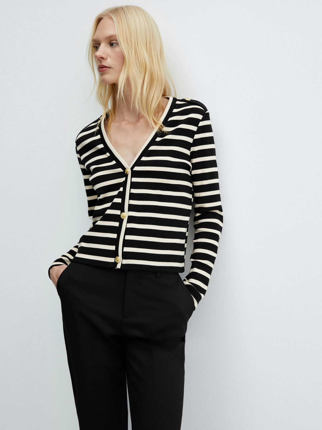 Светри та кардигани MANGO PORTA модель 67034037_99 Светри та кардигани MANGO PORTA модель 67034037_99 Фото