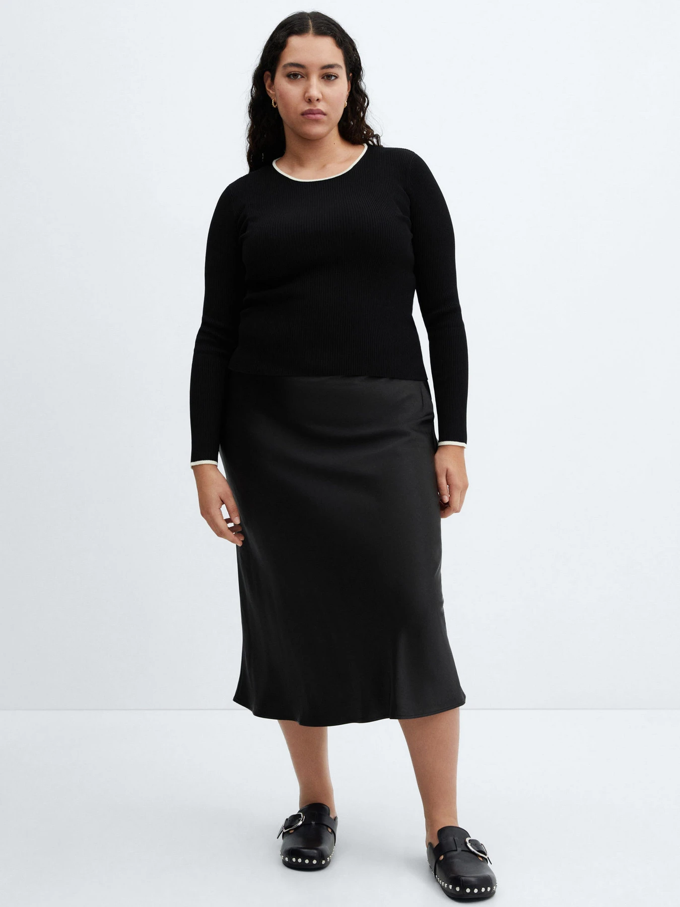 Свитры и кардиганы MANGO SHADOWIN модель 67054034_99 Свитры и кардиганы MANGO SHADOWIN модель 67054034_99 Фото