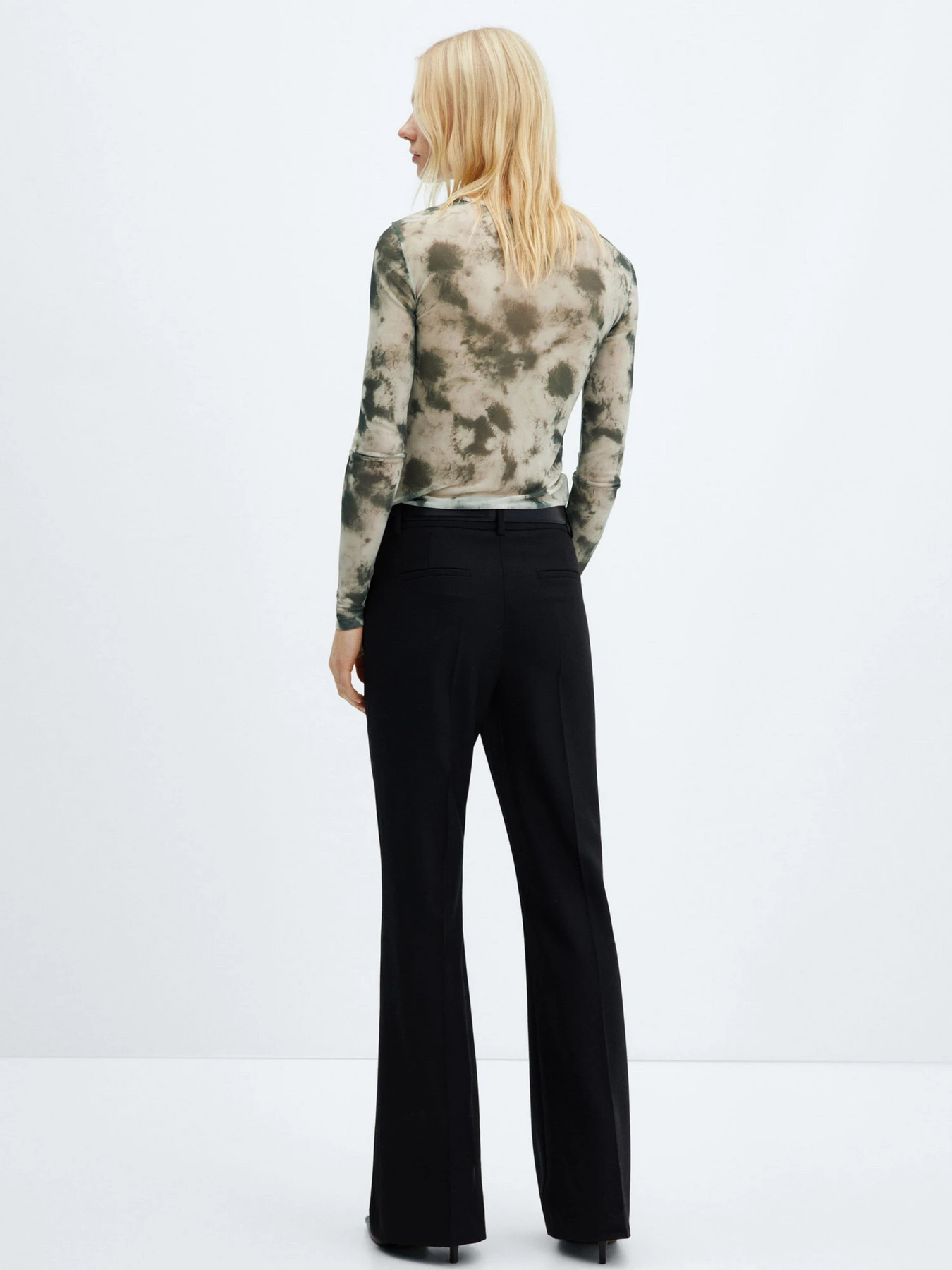 Рубашки MANGO Meshy модель 67064043_37 Рубашки MANGO Meshy модель 67064043_37 Фото