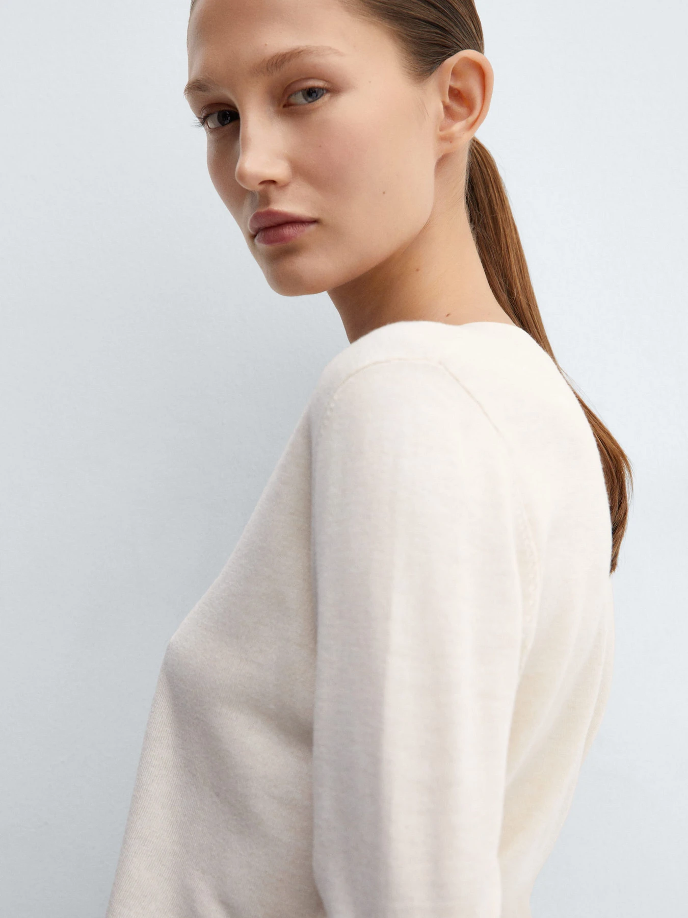 Светри та кардигани MANGO LUKAV модель 67084047_5 Светри та кардигани MANGO LUKAV модель 67084047_5 Фото
