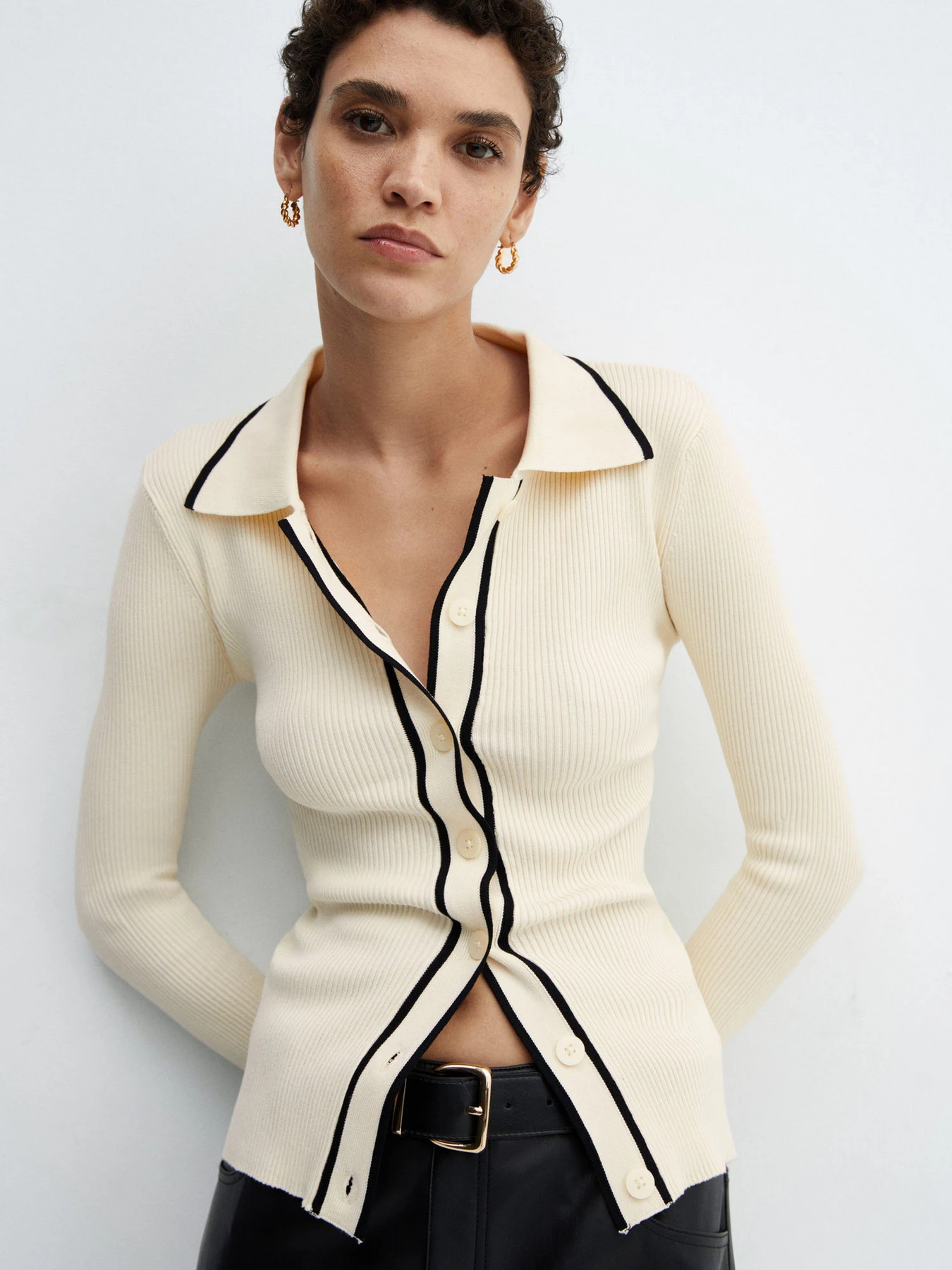 Свитры и кардиганы MANGO Shadowin модель 67094033_5 Свитры и кардиганы MANGO Shadowin модель 67094033_5 Фото