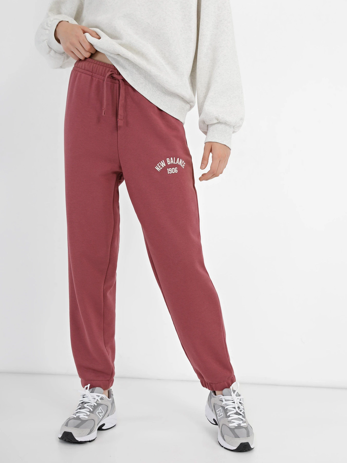 Брюки New Balance Essentials Varsity модель WP33551WAD Фото