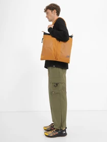 Сумки New Balance Dual Pockets модель LAB33017TOB Фото
