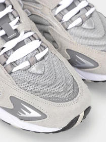 Кросівки New Balance 725 T2 модель ML725P Фото