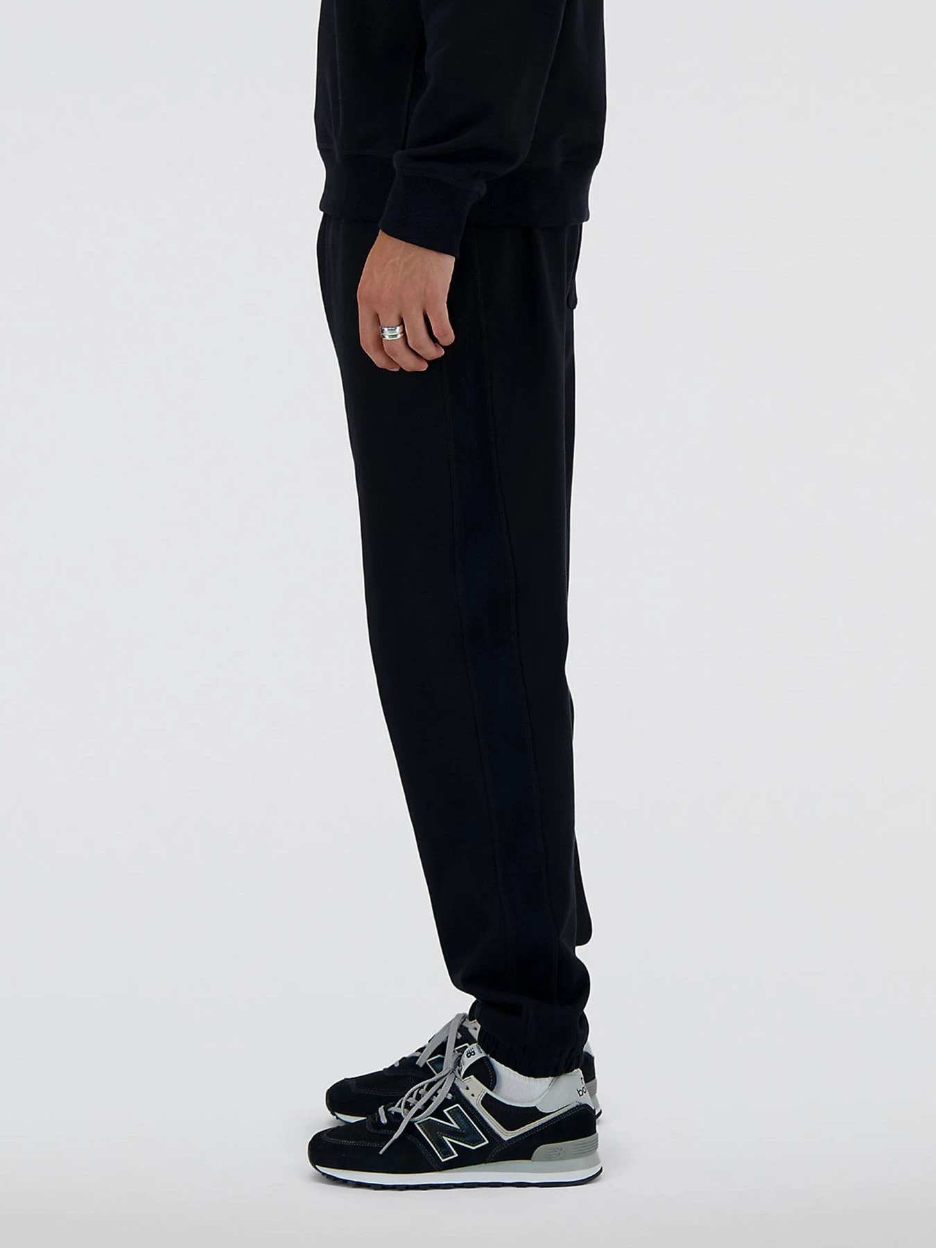 Брюки New Balance ATHLETICS модель MP41508BK Брюки New Balance ATHLETICS модель MP41508BK Фото