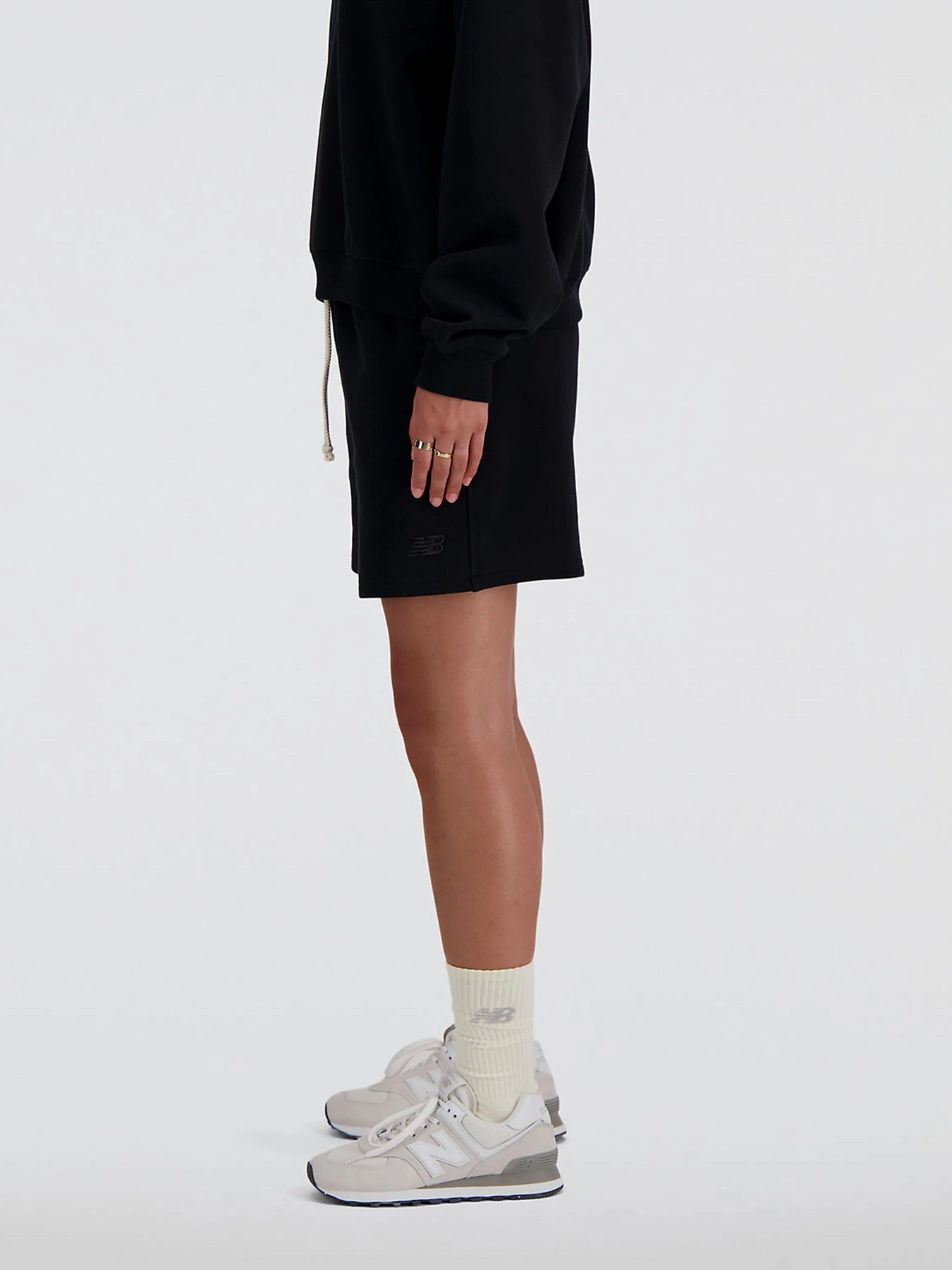 Шорты New Balance ATHLETICS модель WS41508BK Фото