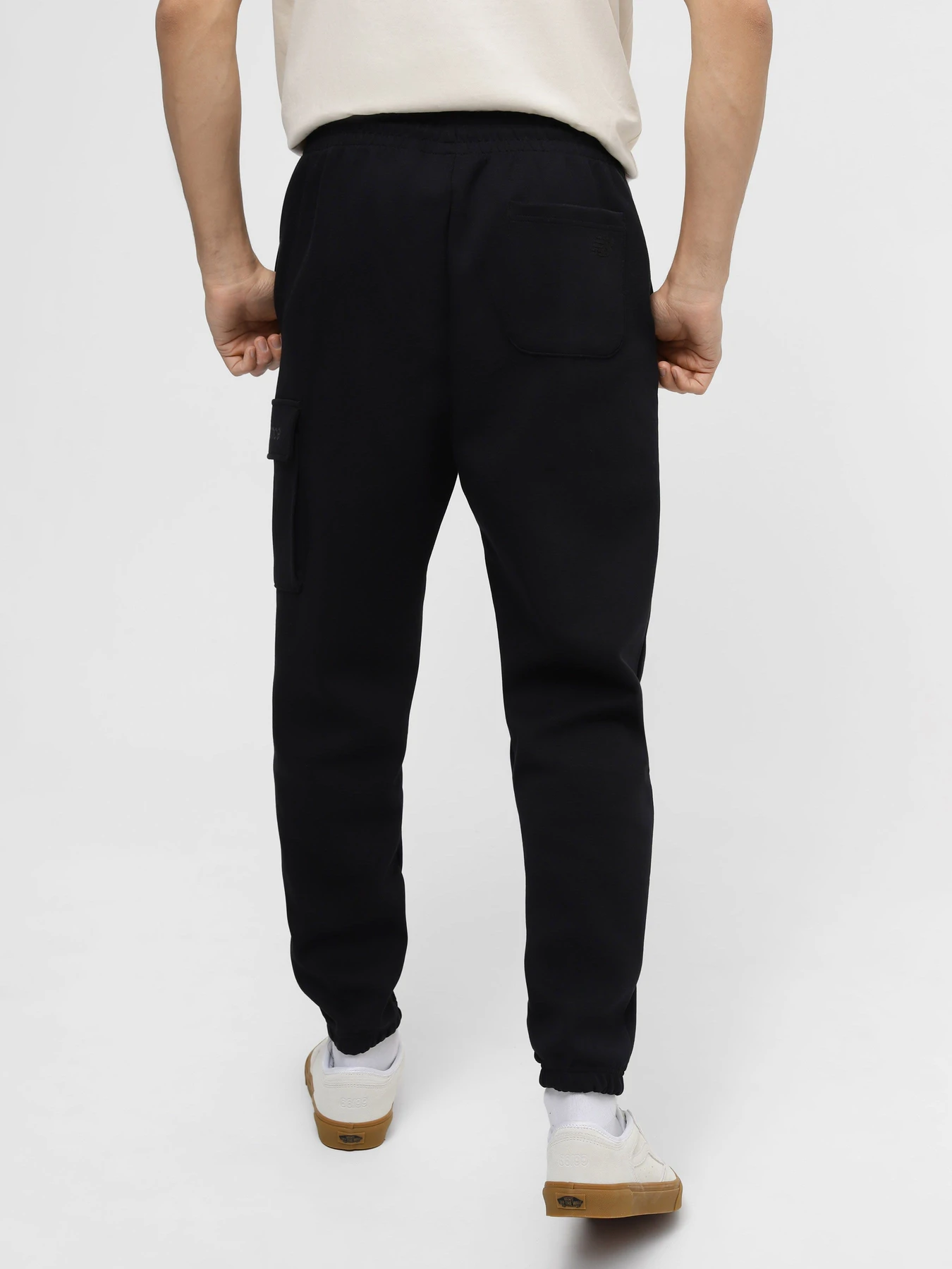 Брюки New Balance SHIFTED модель MP41553BK Брюки New Balance SHIFTED модель MP41553BK Фото