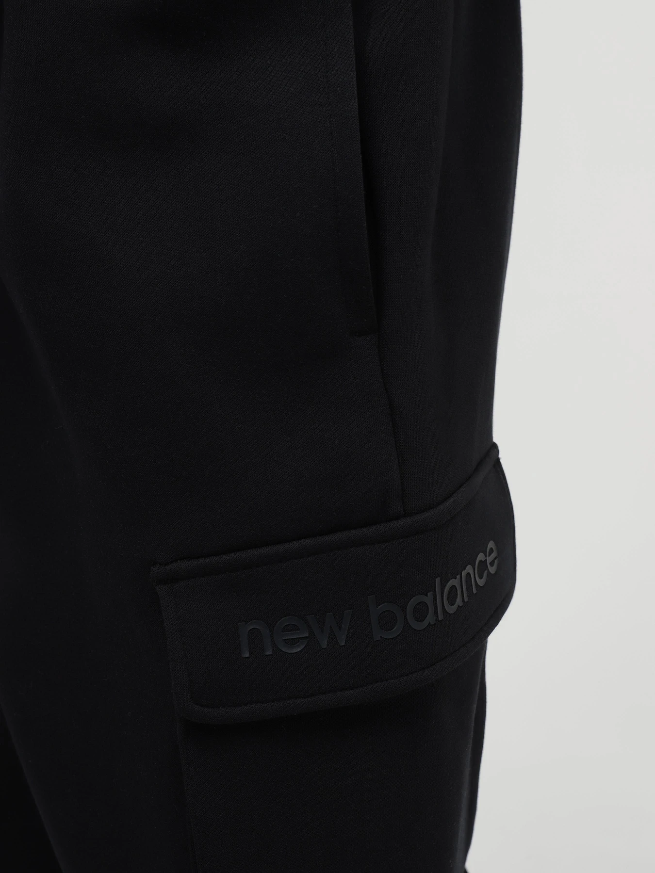 Брюки New Balance SHIFTED модель MP41553BK Брюки New Balance SHIFTED модель MP41553BK Фото
