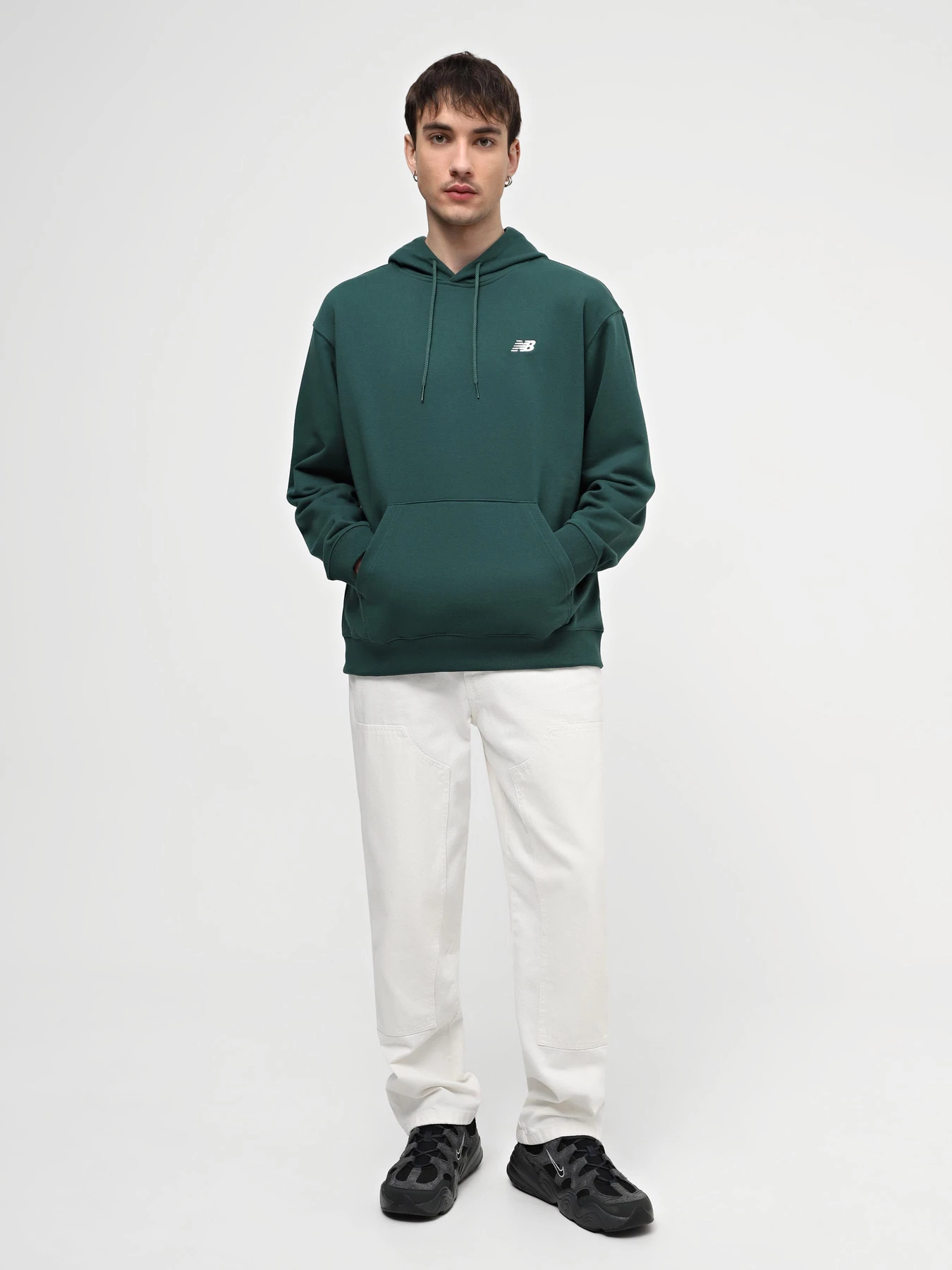 Худі та світшоти New Balance SMALL LOGO модель MT41508NWG Худі та світшоти New Balance SMALL LOGO модель MT41508NWG Фото
