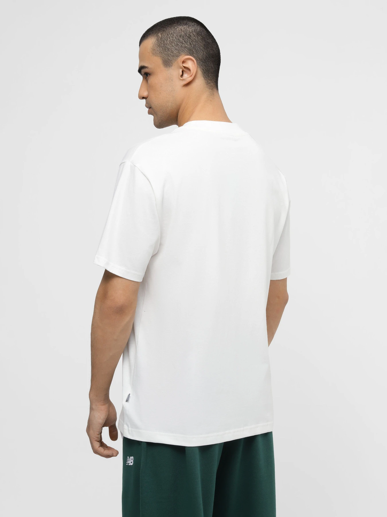 Футболки и поло New Balance HOOPS GRAPHIC модель MT41598SST Футболки и поло New Balance HOOPS GRAPHIC модель MT41598SST Фото
