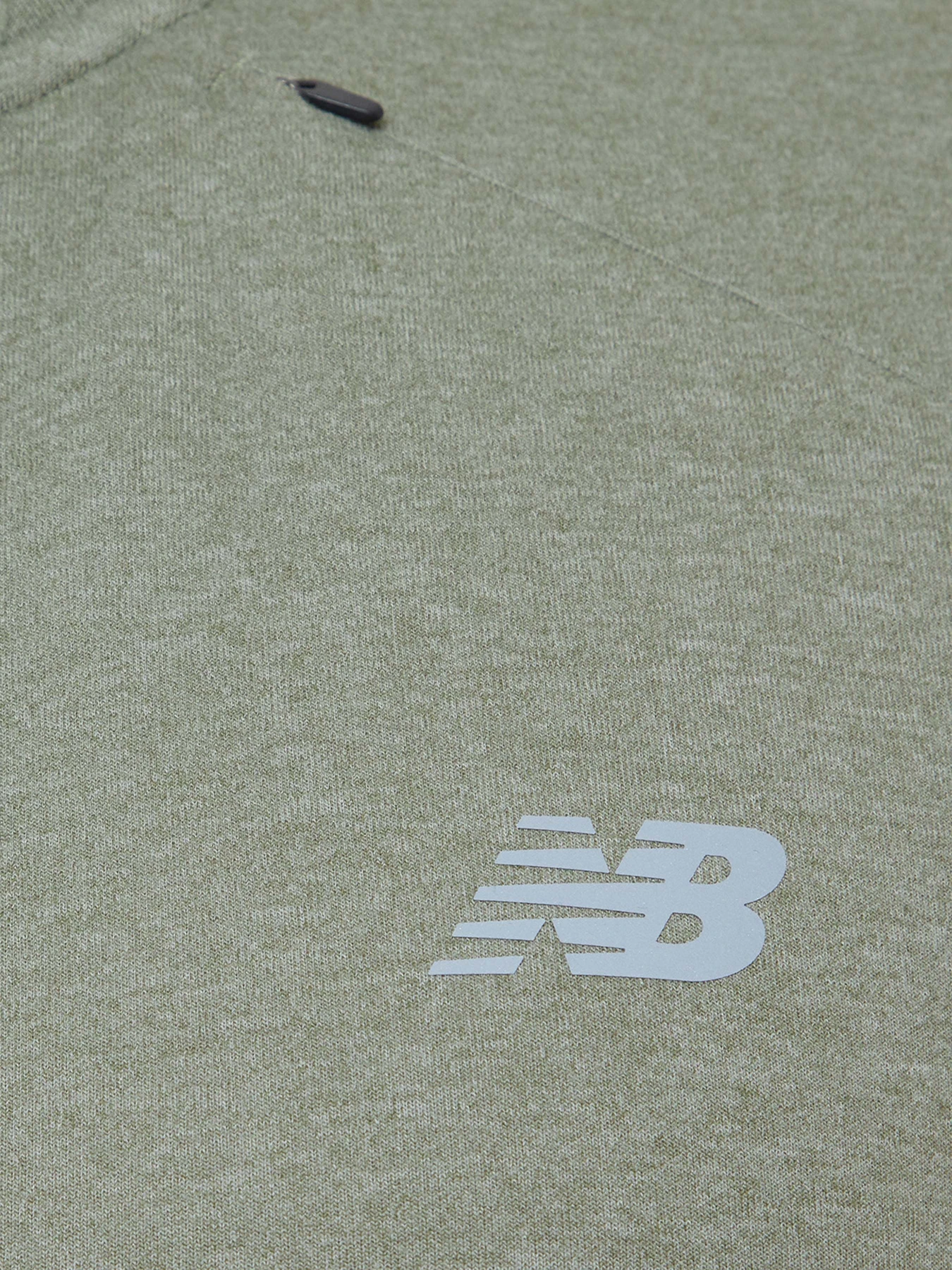 Худи и свитшоты New Balance TECH KNIT модель MJ41178DEK Худи и свитшоты New Balance TECH KNIT модель MJ41178DEK Фото