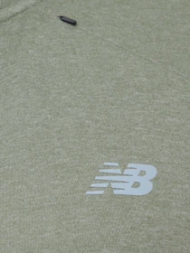 Худи и свитшоты New Balance TECH KNIT модель MJ41178DEK Фото