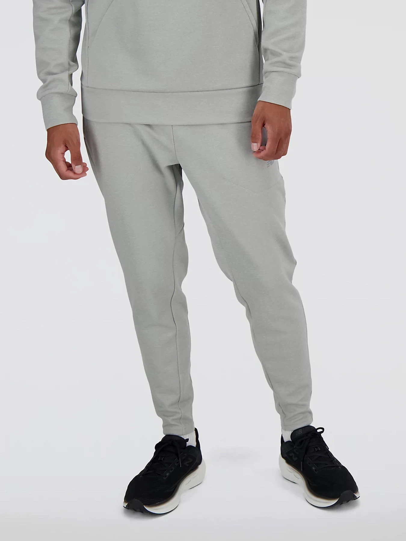 Брюки New Balance TECH KNIT модель MP41143AG Брюки New Balance TECH KNIT модель MP41143AG Фото