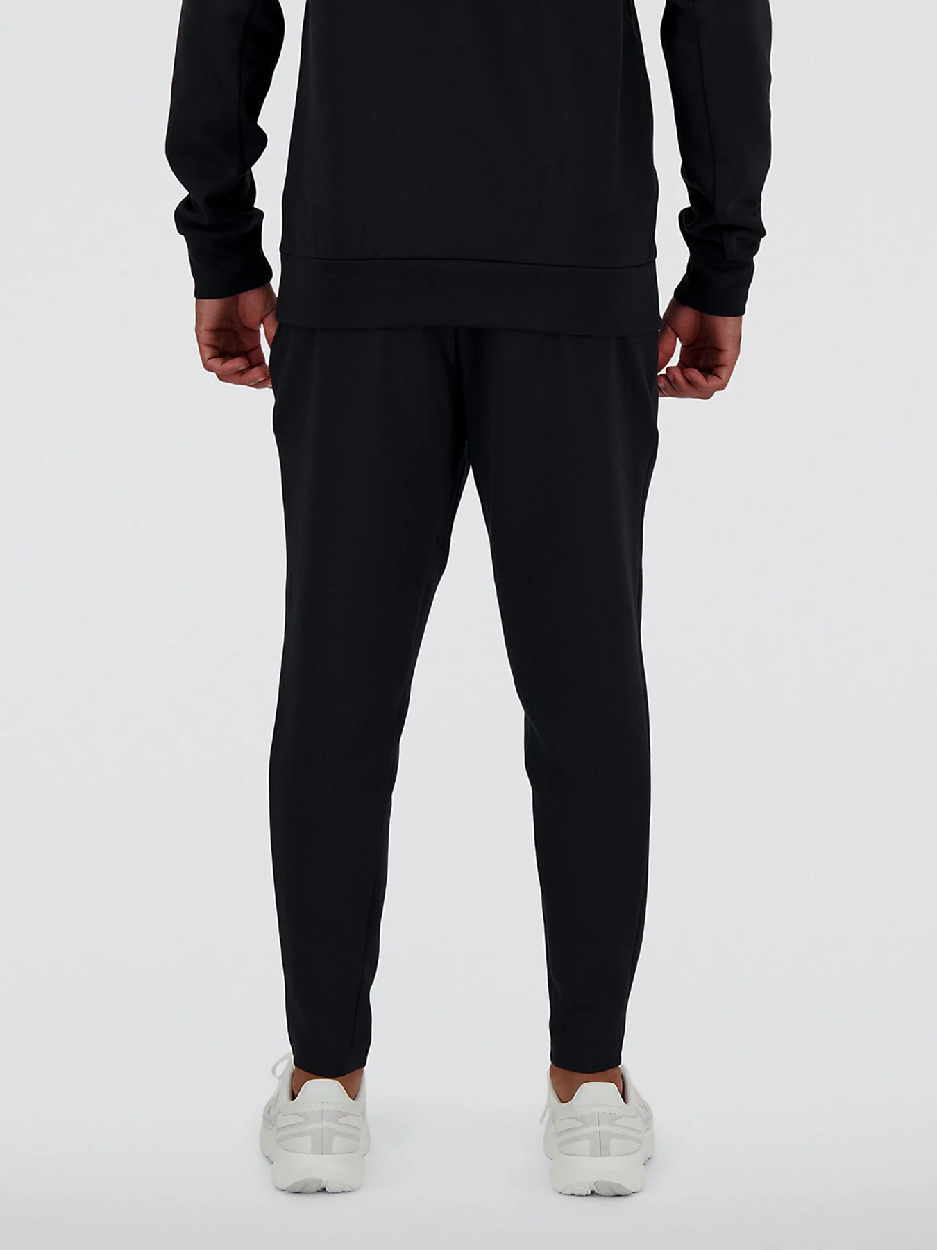 Брюки New Balance TECH KNIT модель MP41143BK Брюки New Balance TECH KNIT модель MP41143BK Фото