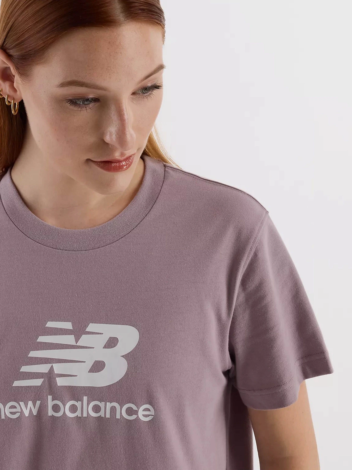 Футболки и поло New Balance SPORT ESSENTIALS JERSEY LOGO модель WT41502ICW Футболки и поло New Balance SPORT ESSENTIALS JERSEY LOGO модель WT41502ICW Фото